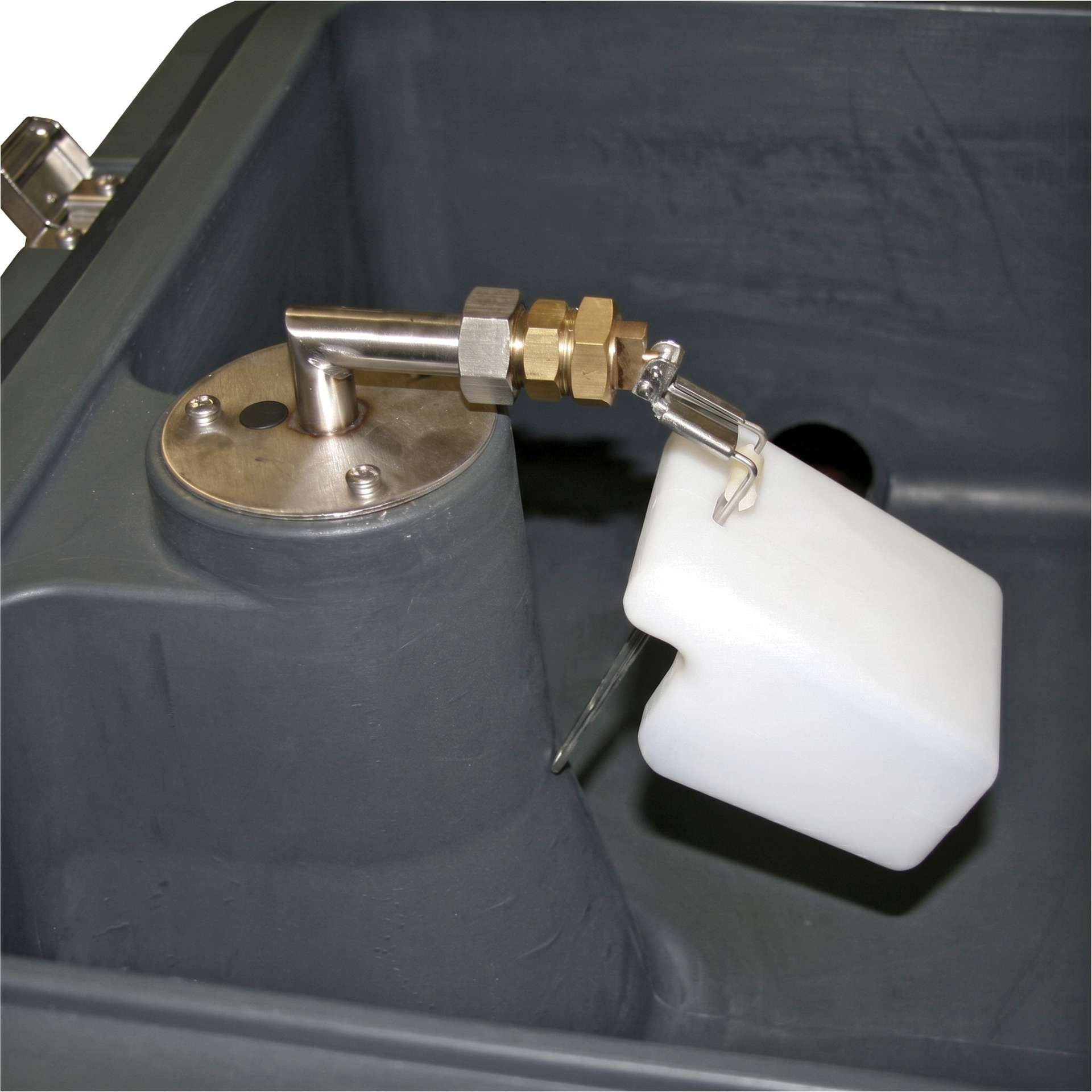 fuel tank, gas can, filler, valve, cap