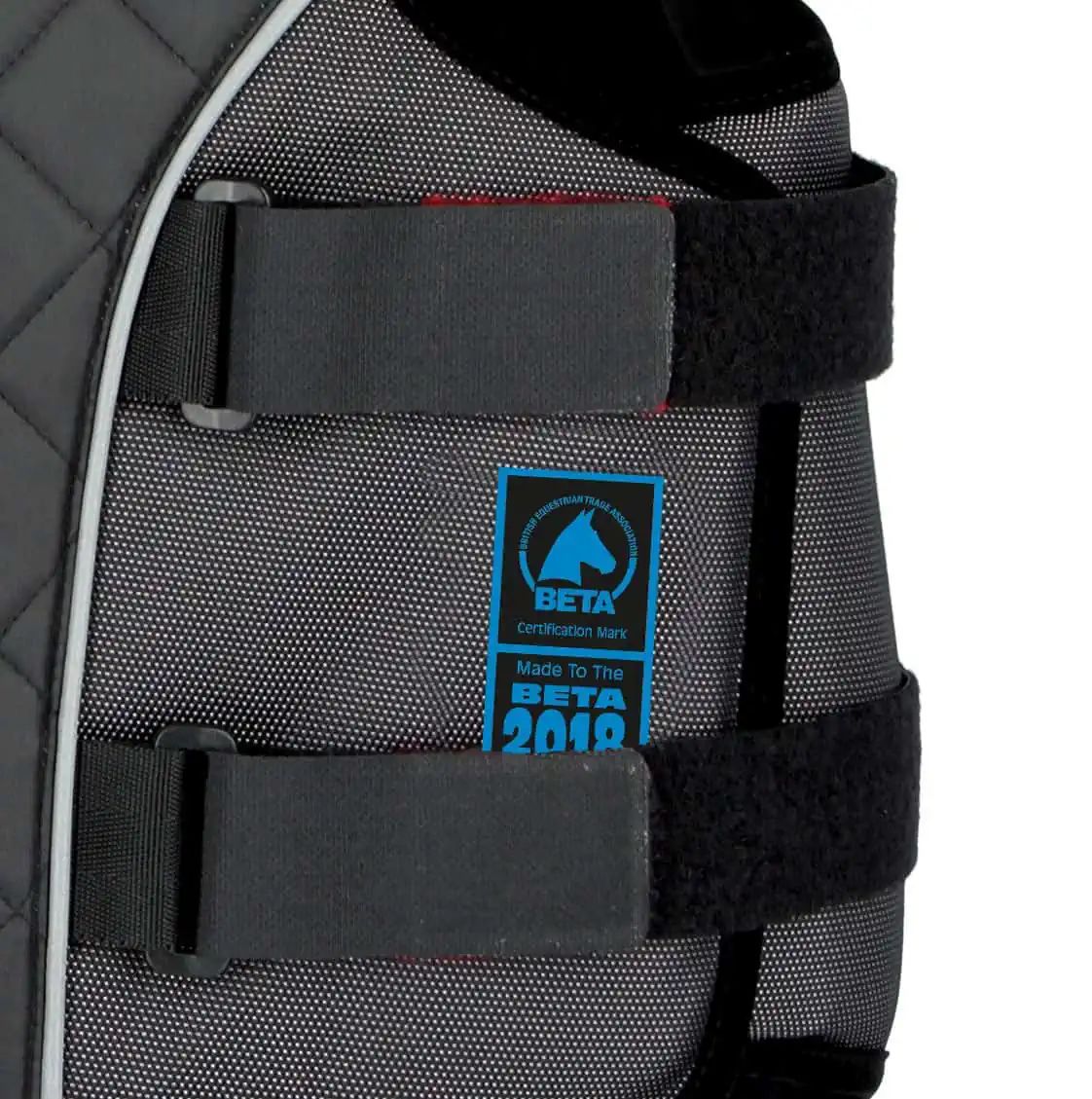 Vestă de protecție gri cu benzi velcro negre și etichetă de certificare BETA albastră