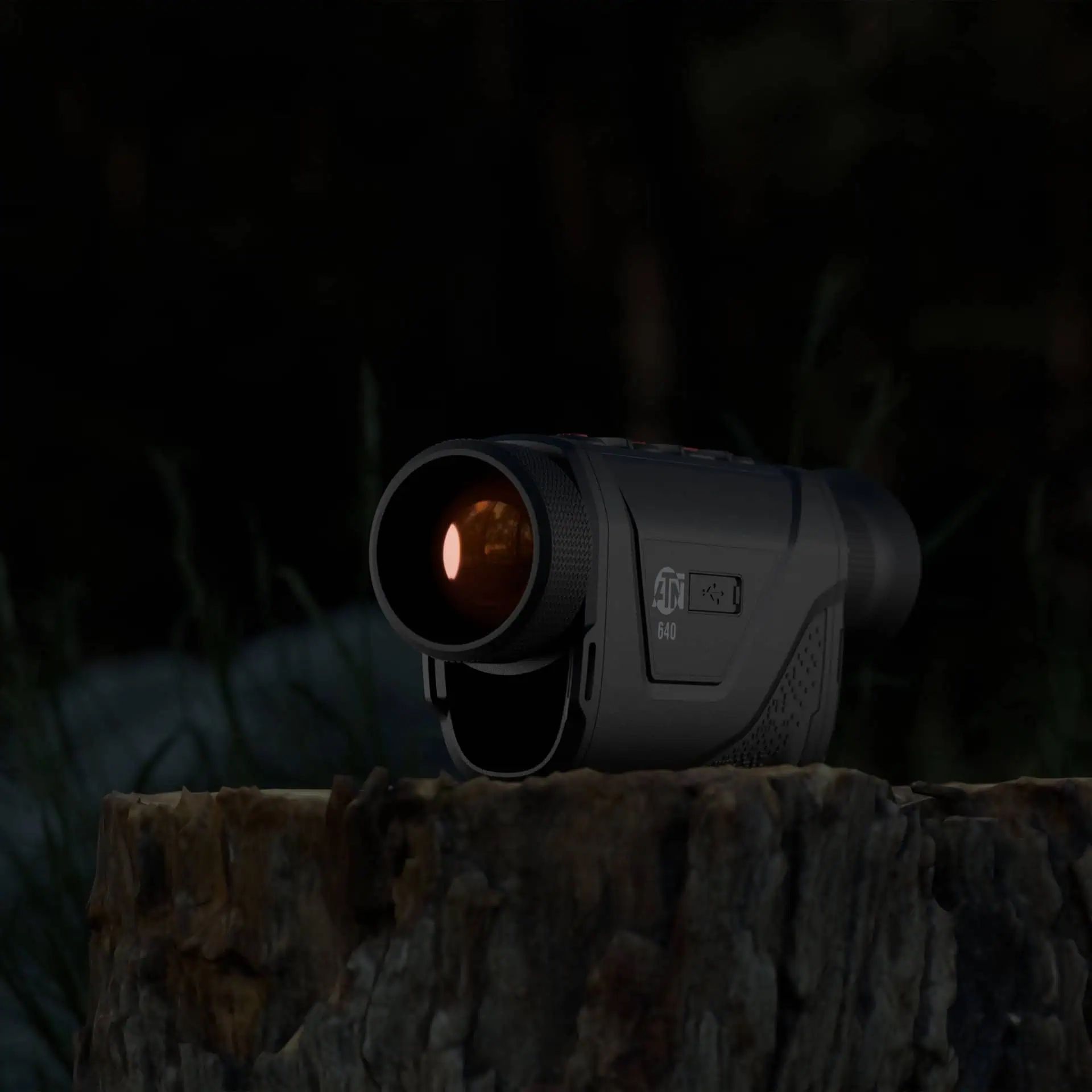 Imageur thermique ATN BlazeHunter 635 LRF avec télémètre, en utilisation