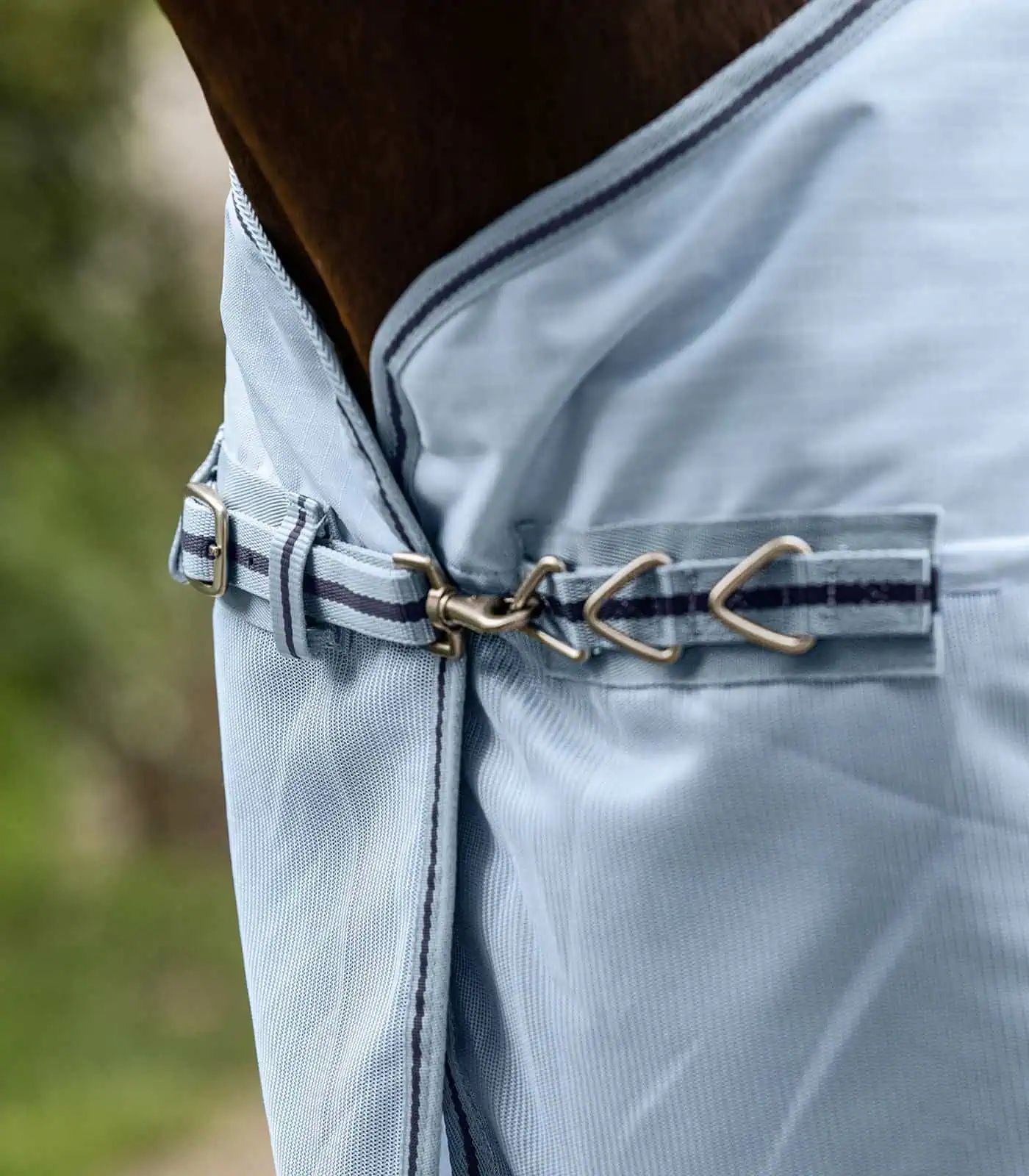 Waldhausen PROTECT Couverture Anti-Mouche Imperméable avec Insert Dorsal, bleu clair/bleu nuit 155 cm