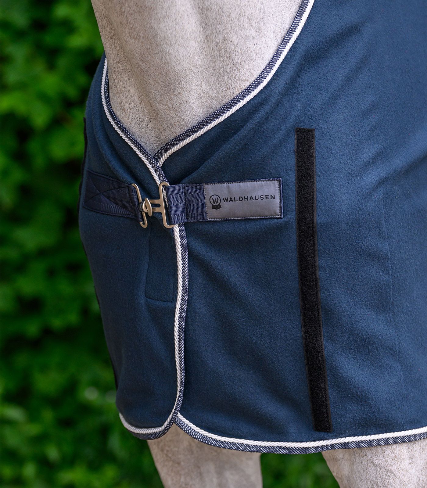 Waldhausen ECONOMIC Fleece- und Sponsorendecke – Paradedecke zum Besticken, nachtblau