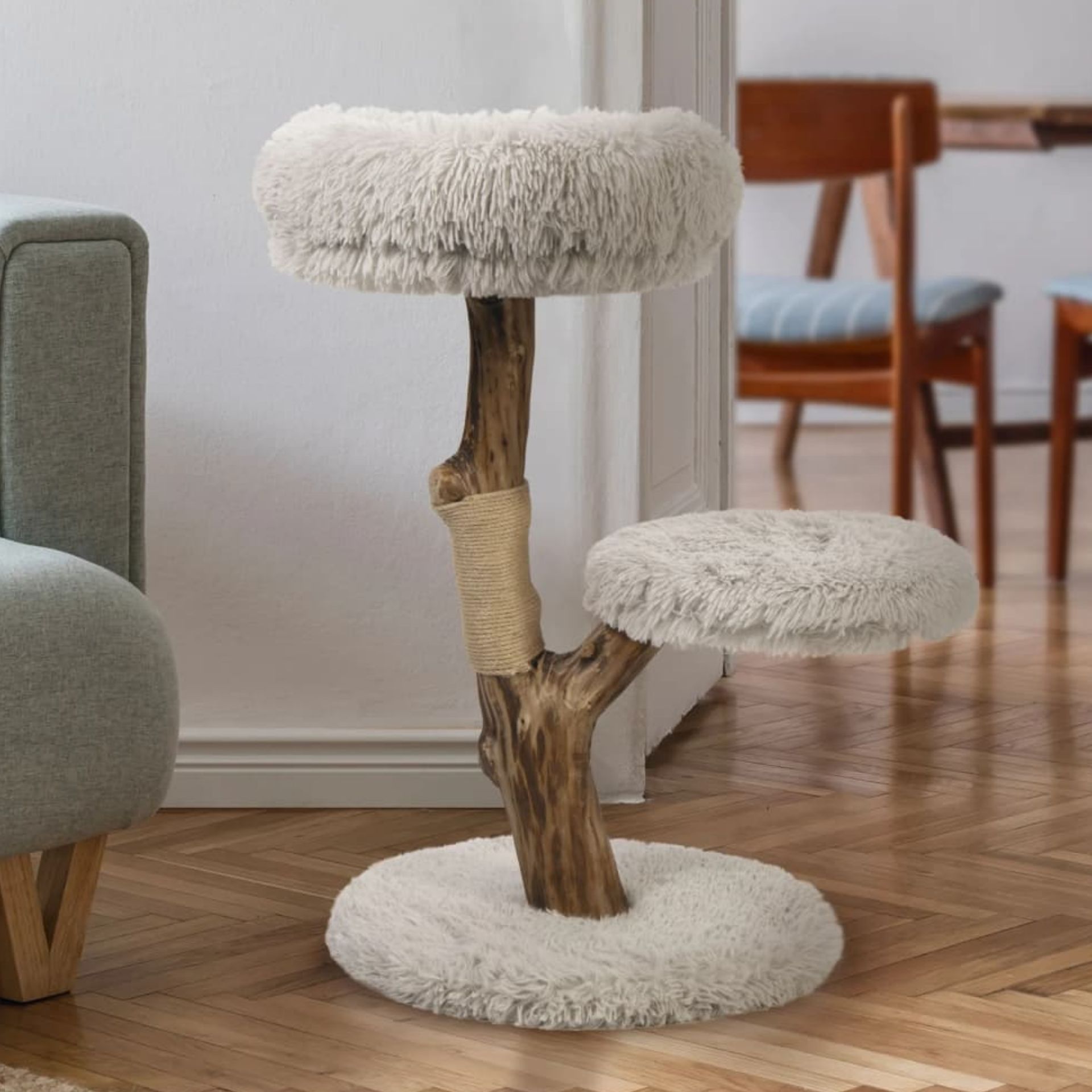 Designed by Lotte Holz-Kratzbaum Zora 50x50x72, im Einsatz, im Wohnraum