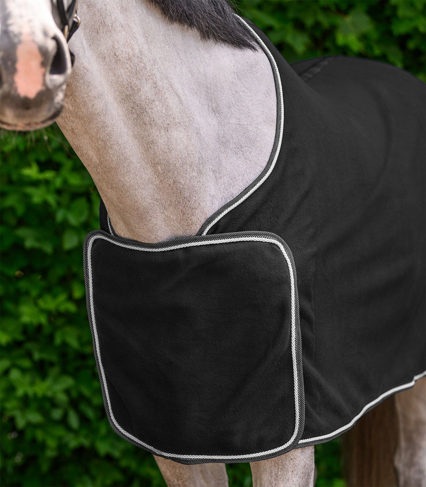 Waldhausen ECONOMIC Fleece- und Sponsorendecke – Paradedecke zum Besticken, schwarz