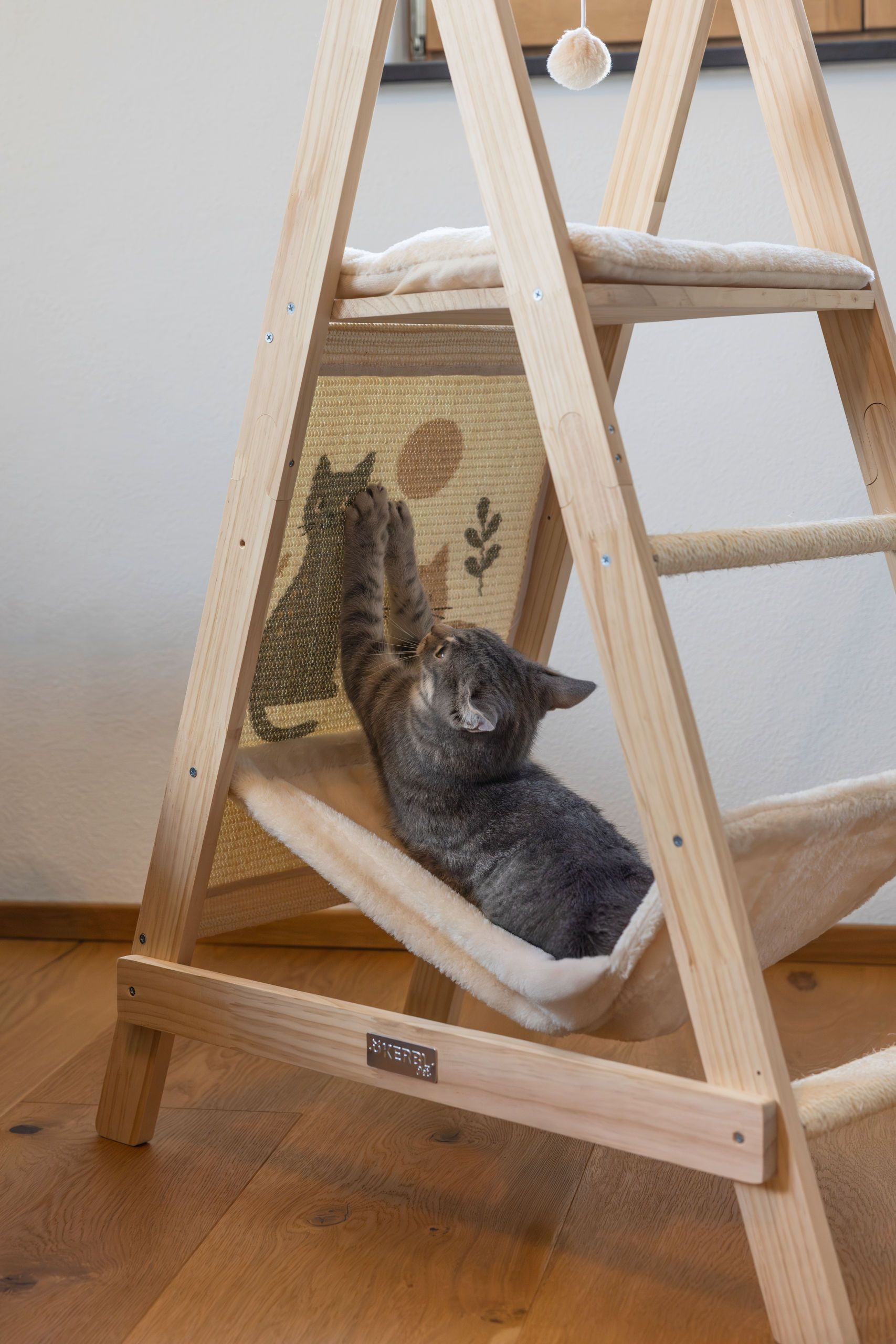 Kerbl Kletterturm Ladder aus Massivholz, 104 x 74 x 41 cm, beige