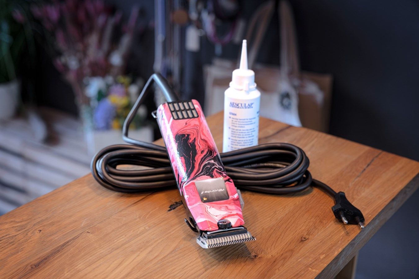 Aesculap Schermaschine Favorita II, pink, für Tierhaarpflege und -schur, Lieferumfang