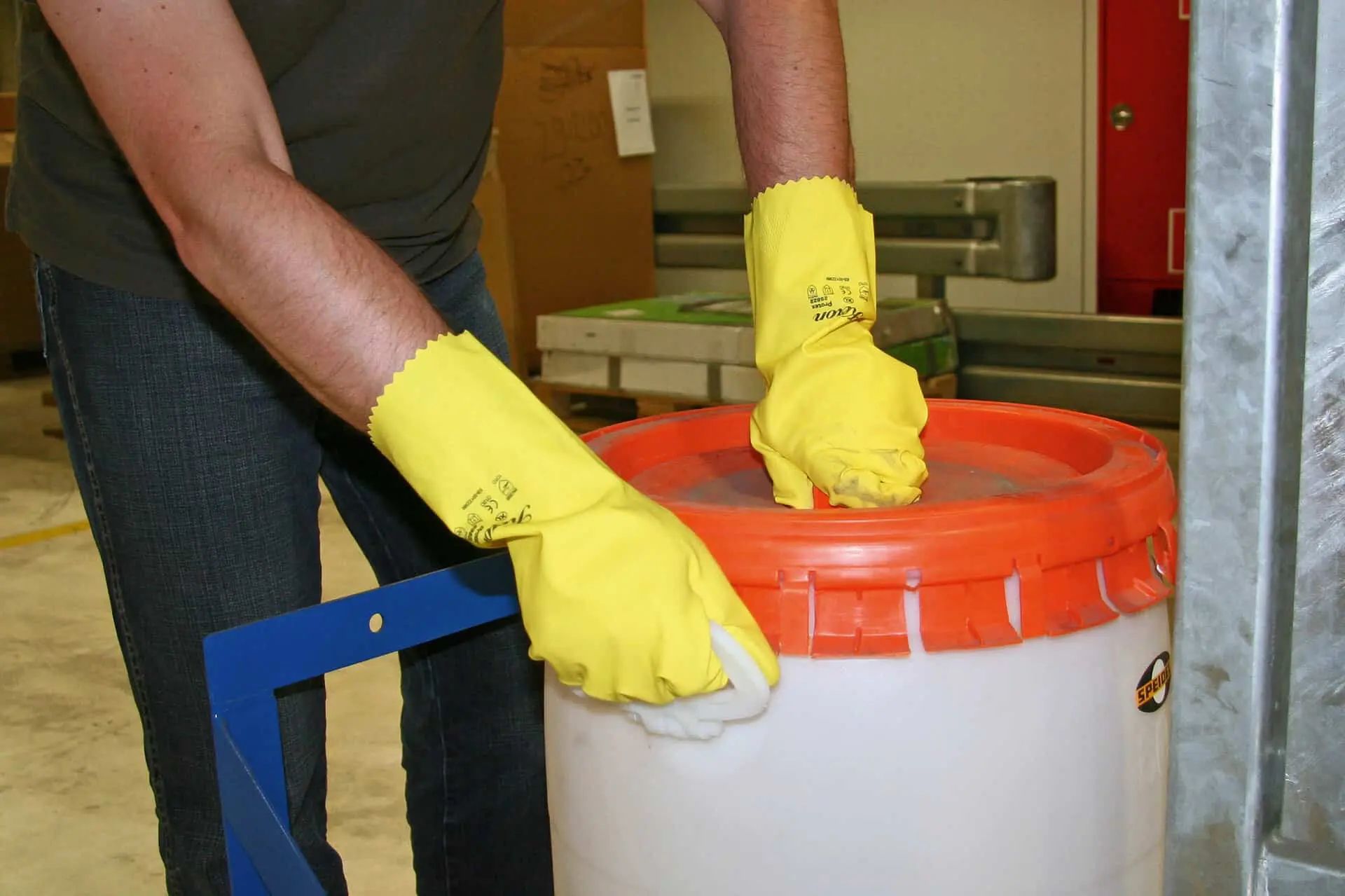 Mănușă de uz casnic Kerbl PROTEX latex, galbenă, cu bumbac velur, mărime 10