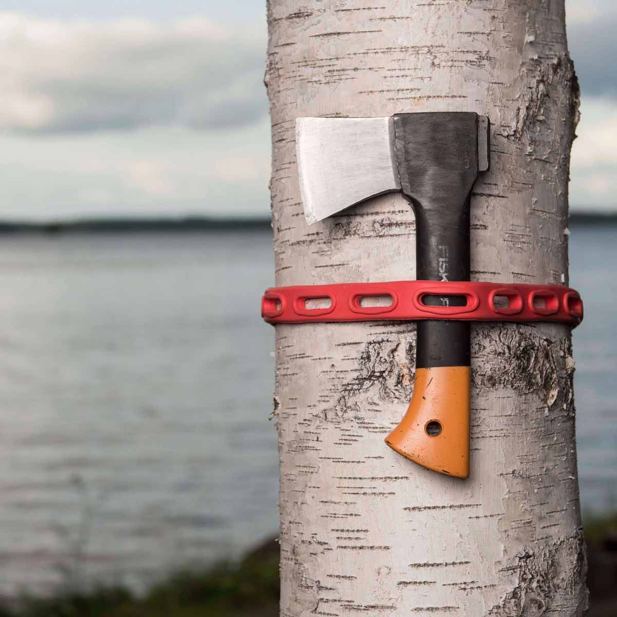 Kerbl Cinghia Elastica Quickloader Strap 110 cm, 2 Pezzi, in uso