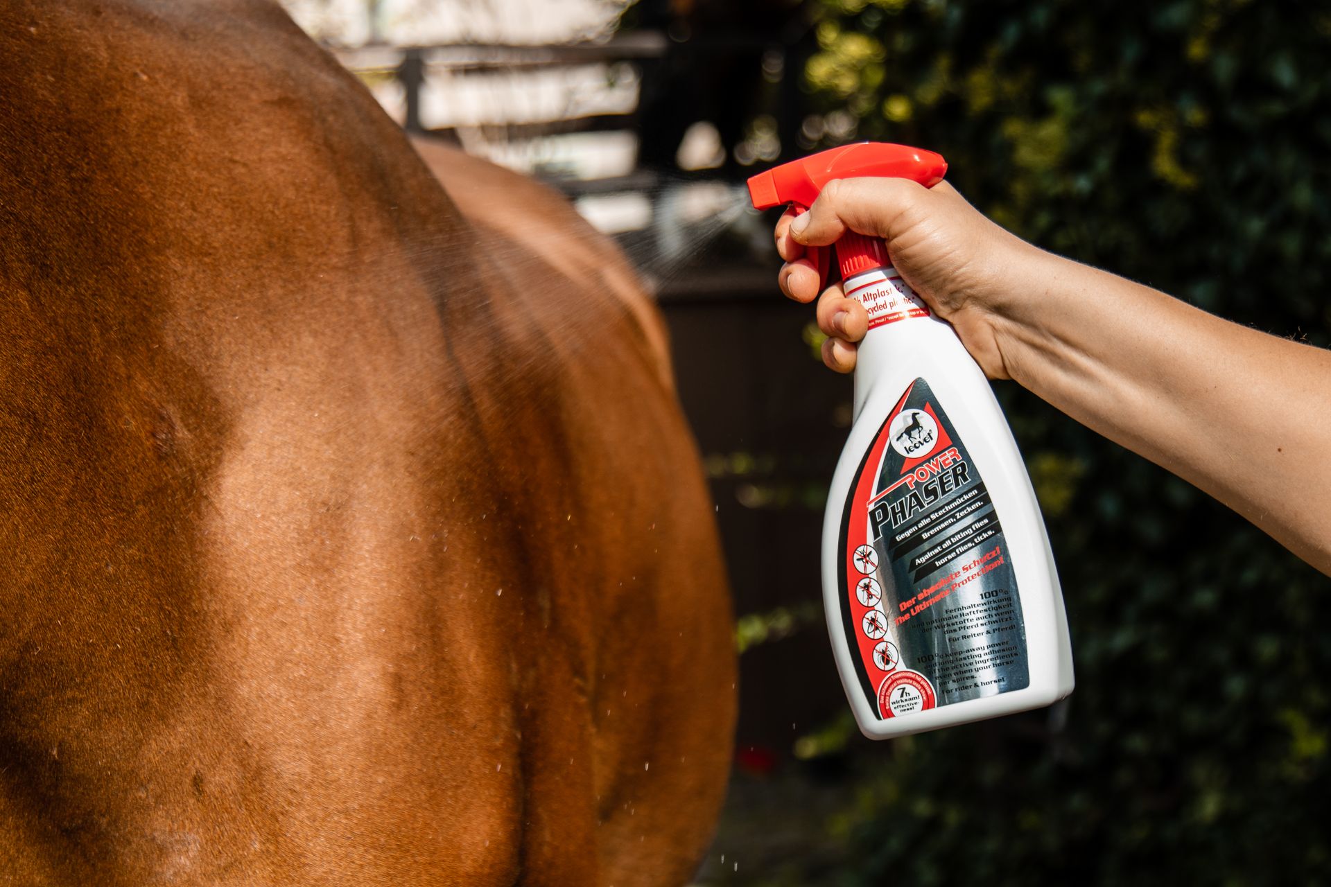 Leovet Power Phaser Fliegenspray für Pferde, 550 ml