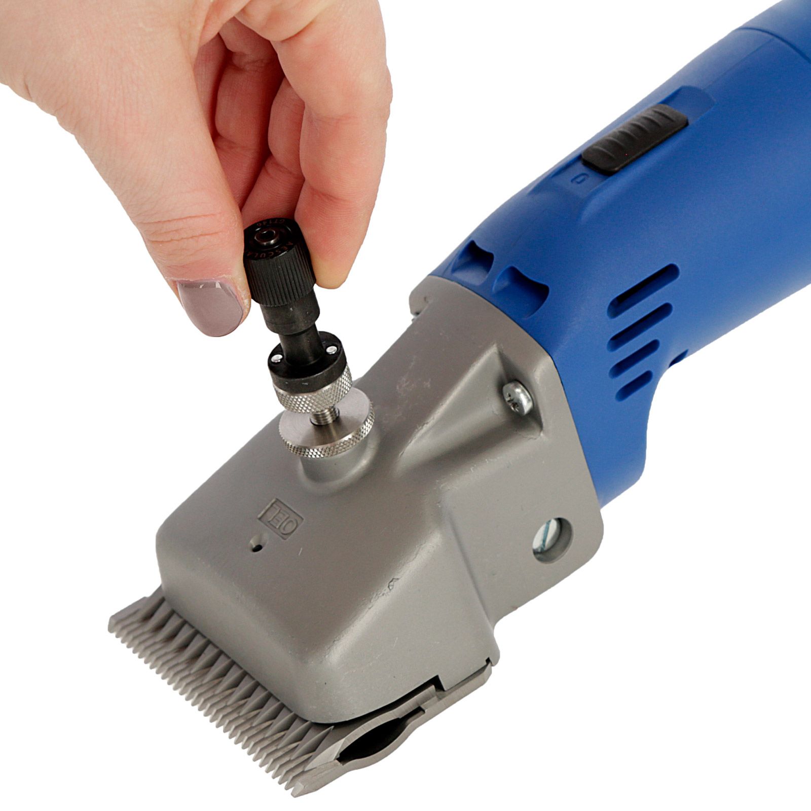 Aesculap Econom 2 Horse and Cattle Clipper with Blade Set