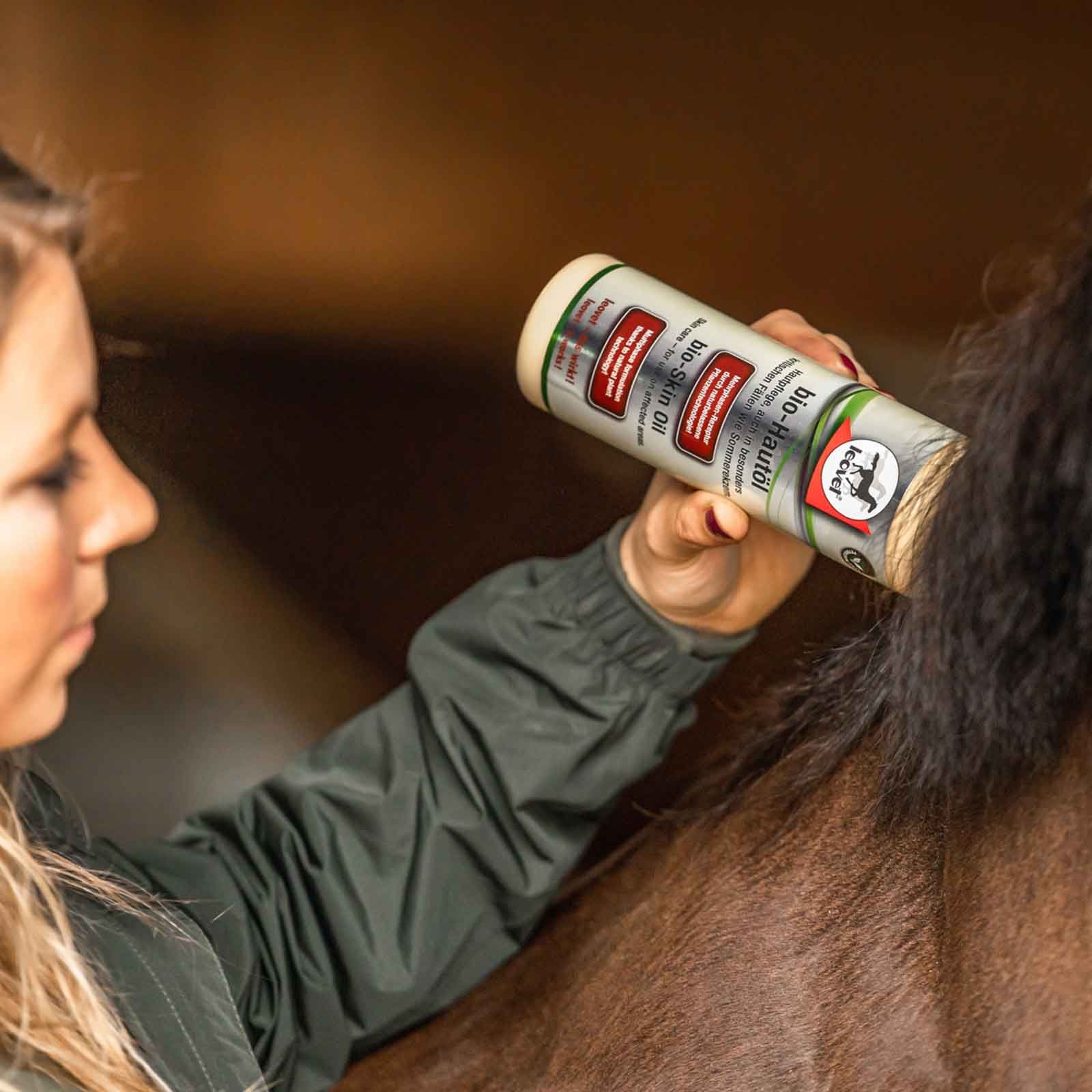 Leovet Bio-Hautöl für Pferde 500 ml, bei Sommerekzem & Juckreiz, im Einsatz