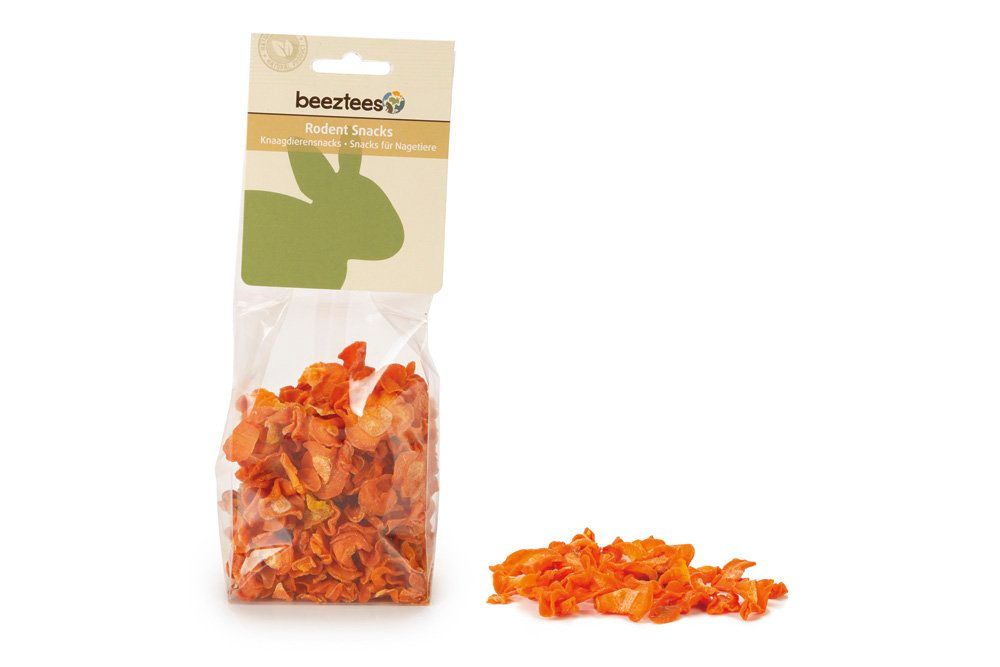 Beeztees Carrot Chips rabbit treats for rabbits and rodents, 130 g