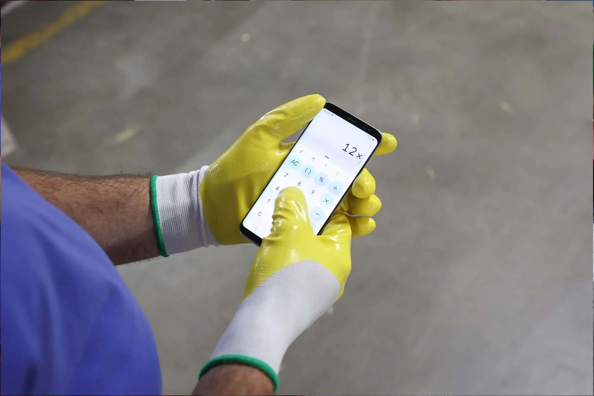 Gant de travail Flexline nitrile Kerbl, jaune, résistant à l'abrasion et à l'huile