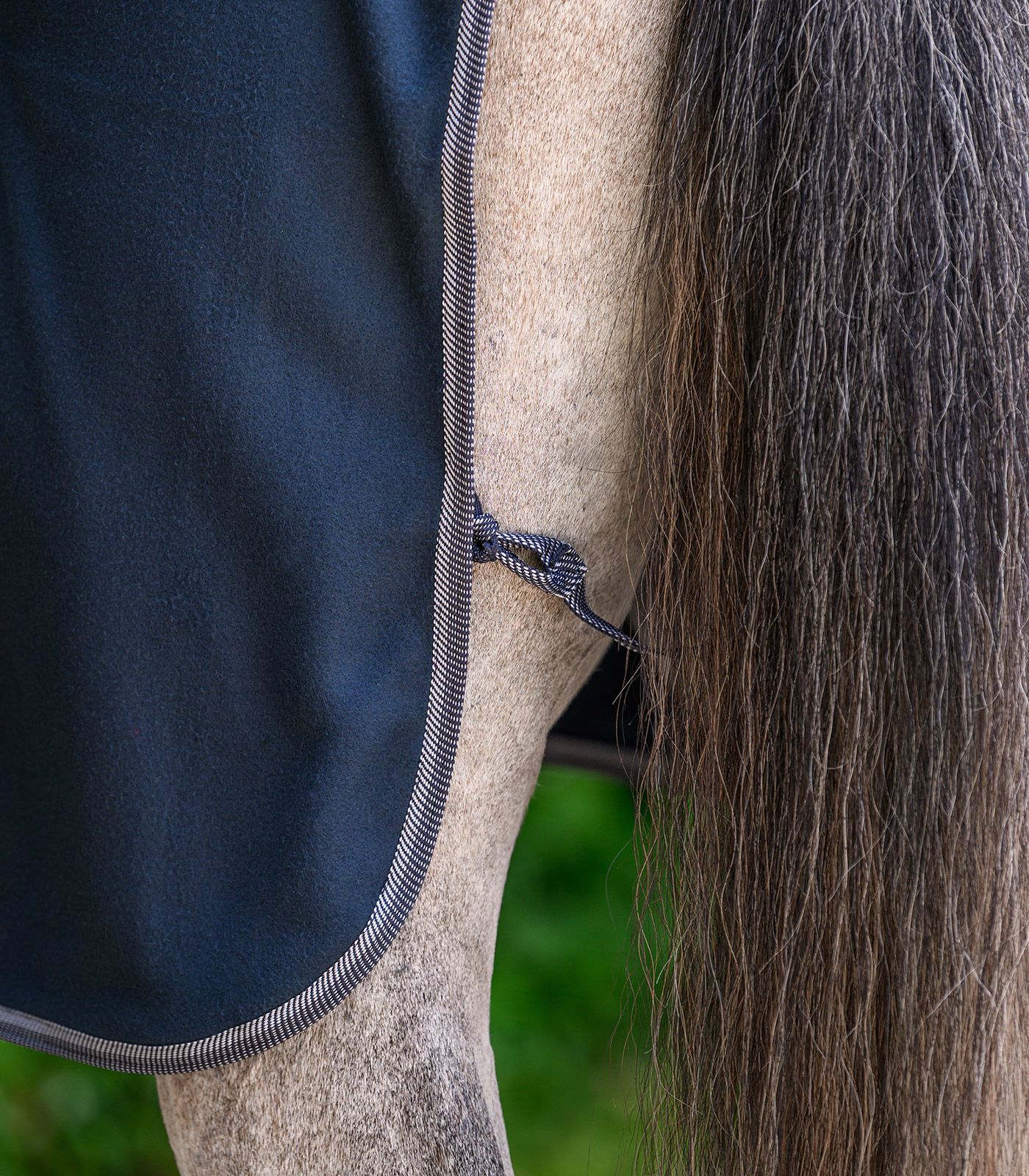 Waldhausen ECONOMIC pătură fleece cu chingi încrucișate, bleumarin 105 cm