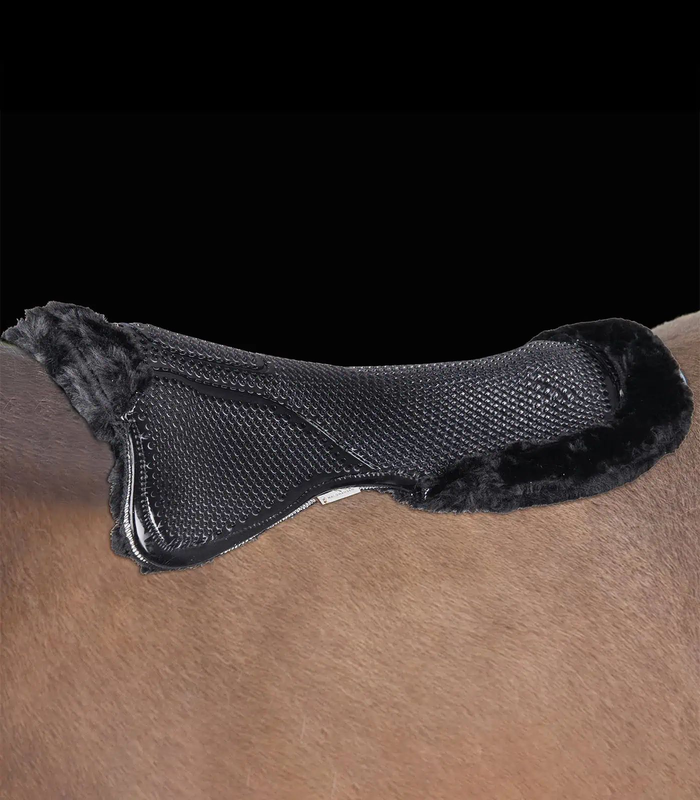 Waldhausen Gel Pad with Synthetic Fur, Horse Saddle Pad, Black, in use
