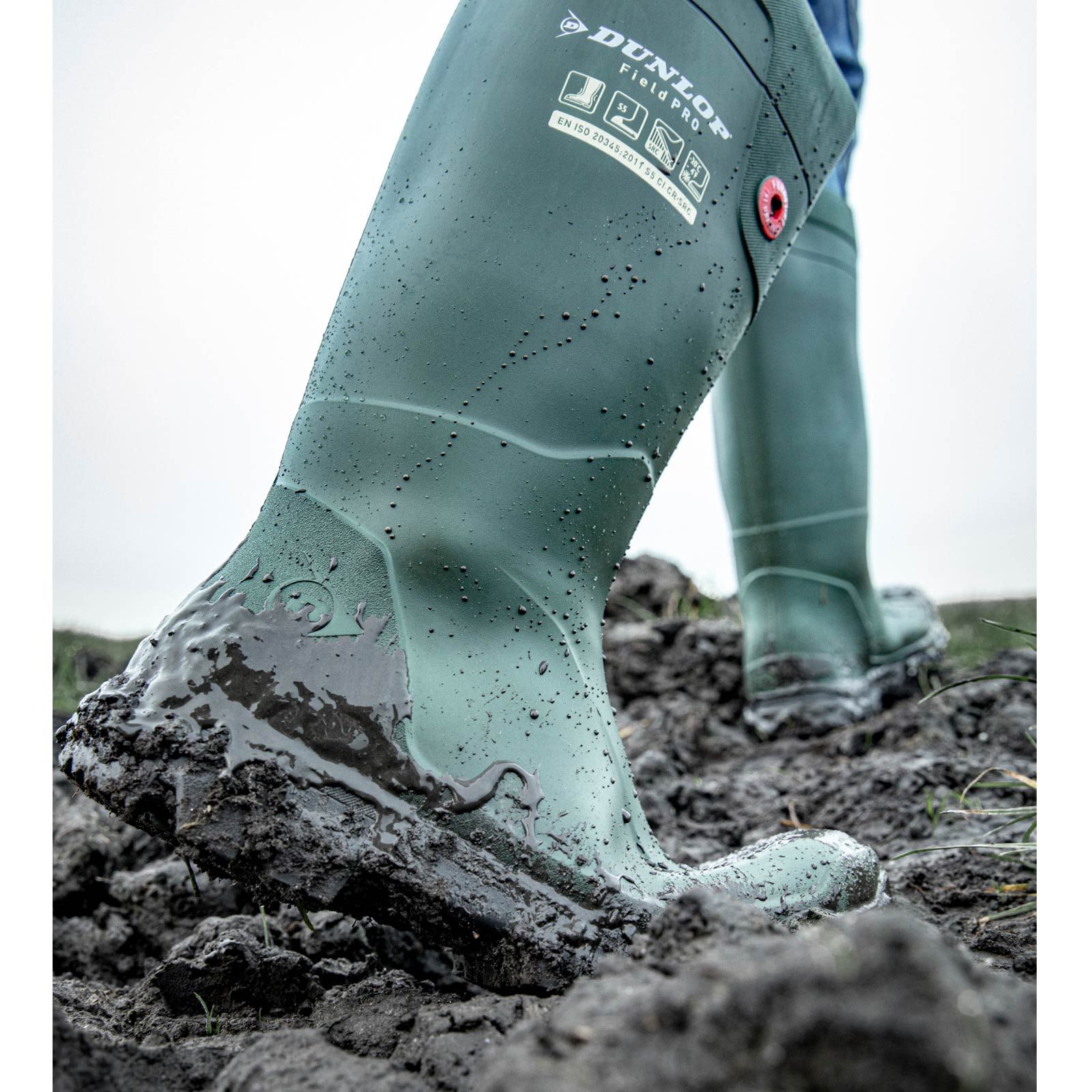 Dunlop Stivali antinfortunistici Purofort Field-PRO, in uso