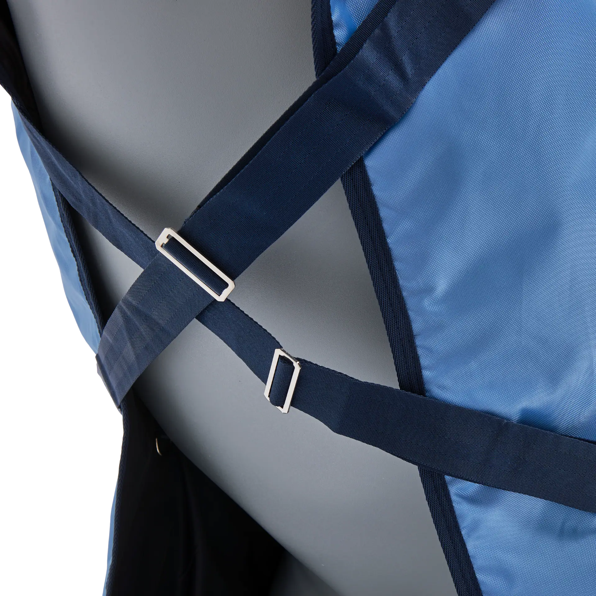 BUSSE Outdoordecke WINDCHILL 50 - Regendecke mit Isolierung, Detailansicht, Verschluss