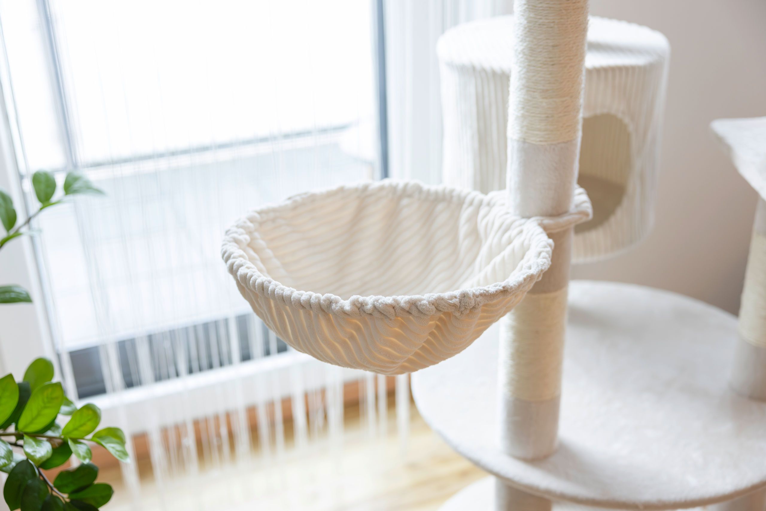 Katzenspielbaum, Katzensessel, Faserseil, cremefarben, gewebte Schale