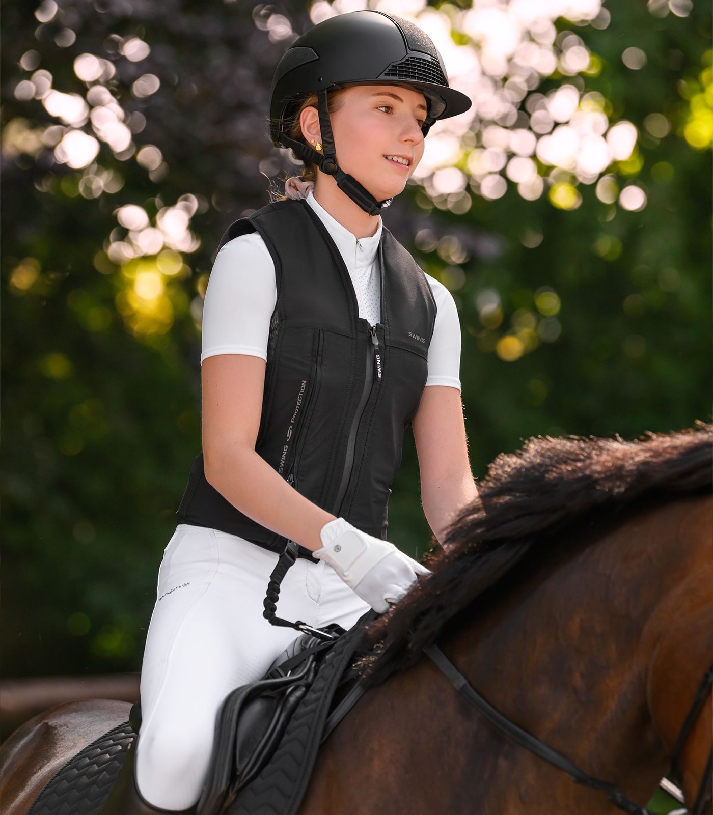 SWING Gilet Airbag P25 AIR, nero, Gilet Equitazione, in uso