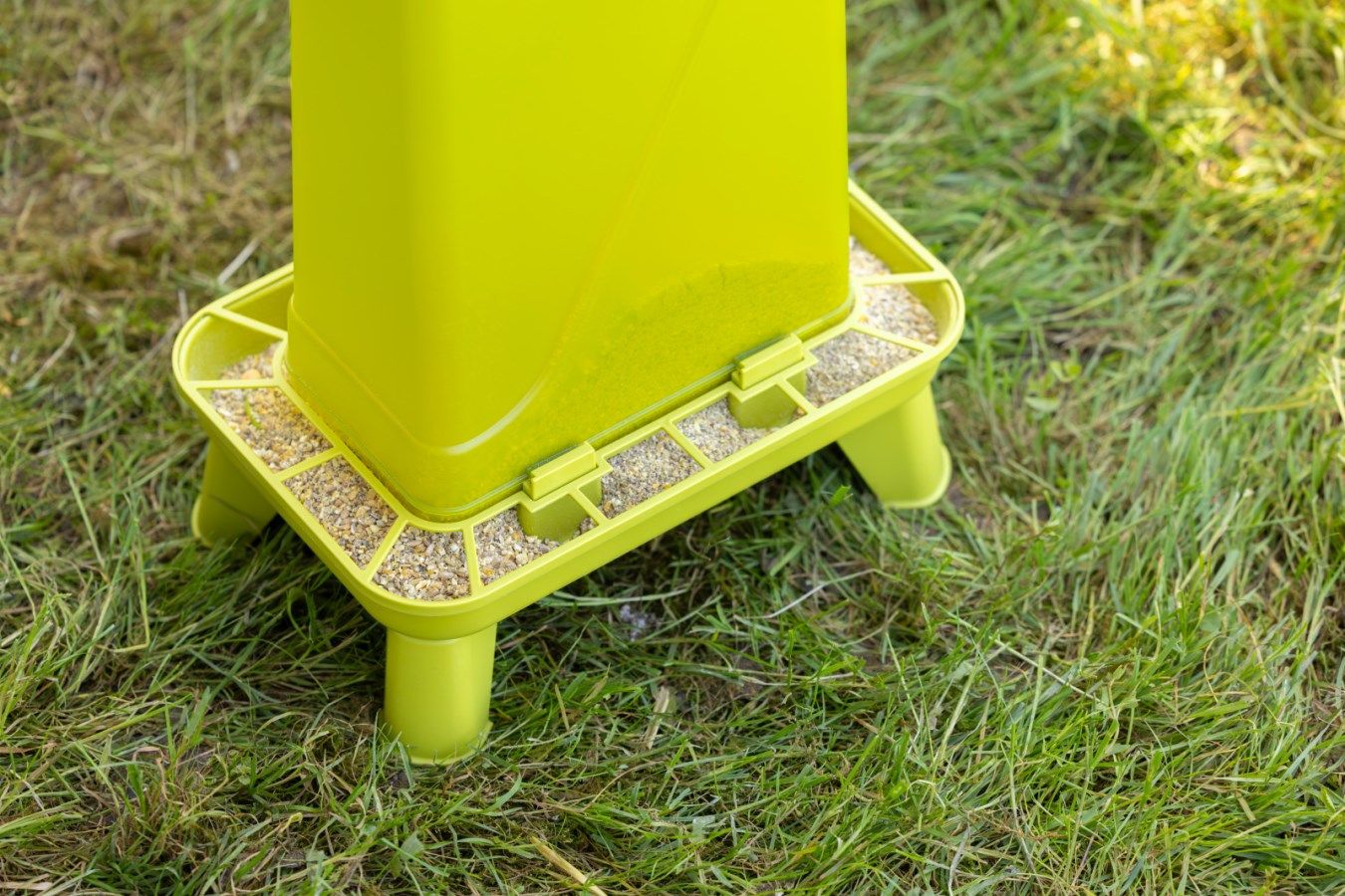 yellow, plastic, fountain, bird feeder, granules