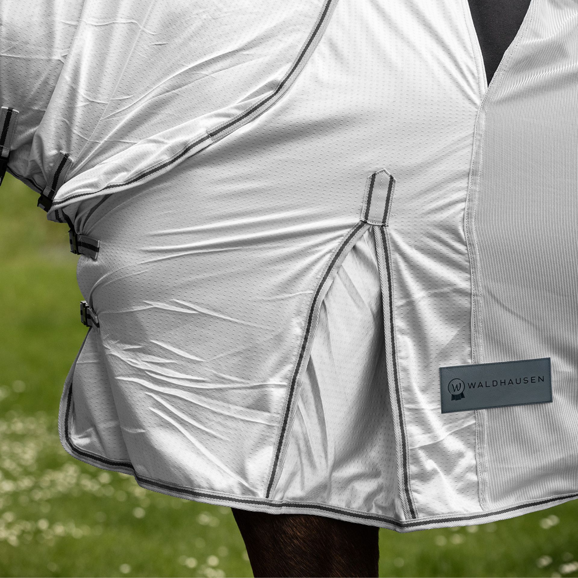 Waldhausen PROTECT Ekzemer-Fliegendecke, Kombidecke mit Bauch- & Schweiflatz, silbergrau/grau 125