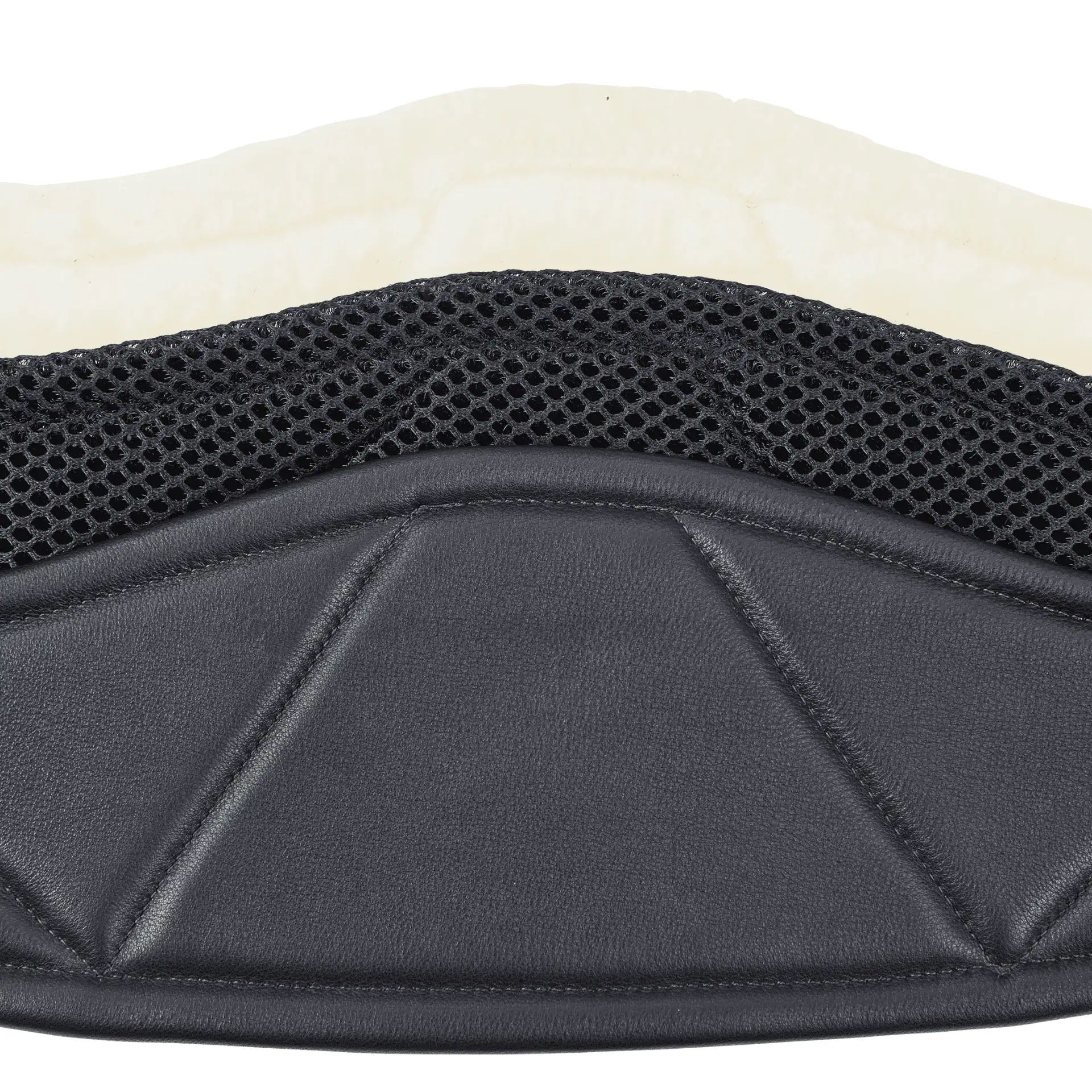 BUSSE Passage Line CS Dressage Girth in Crescent Shape, 3 Paddings, detail view, material