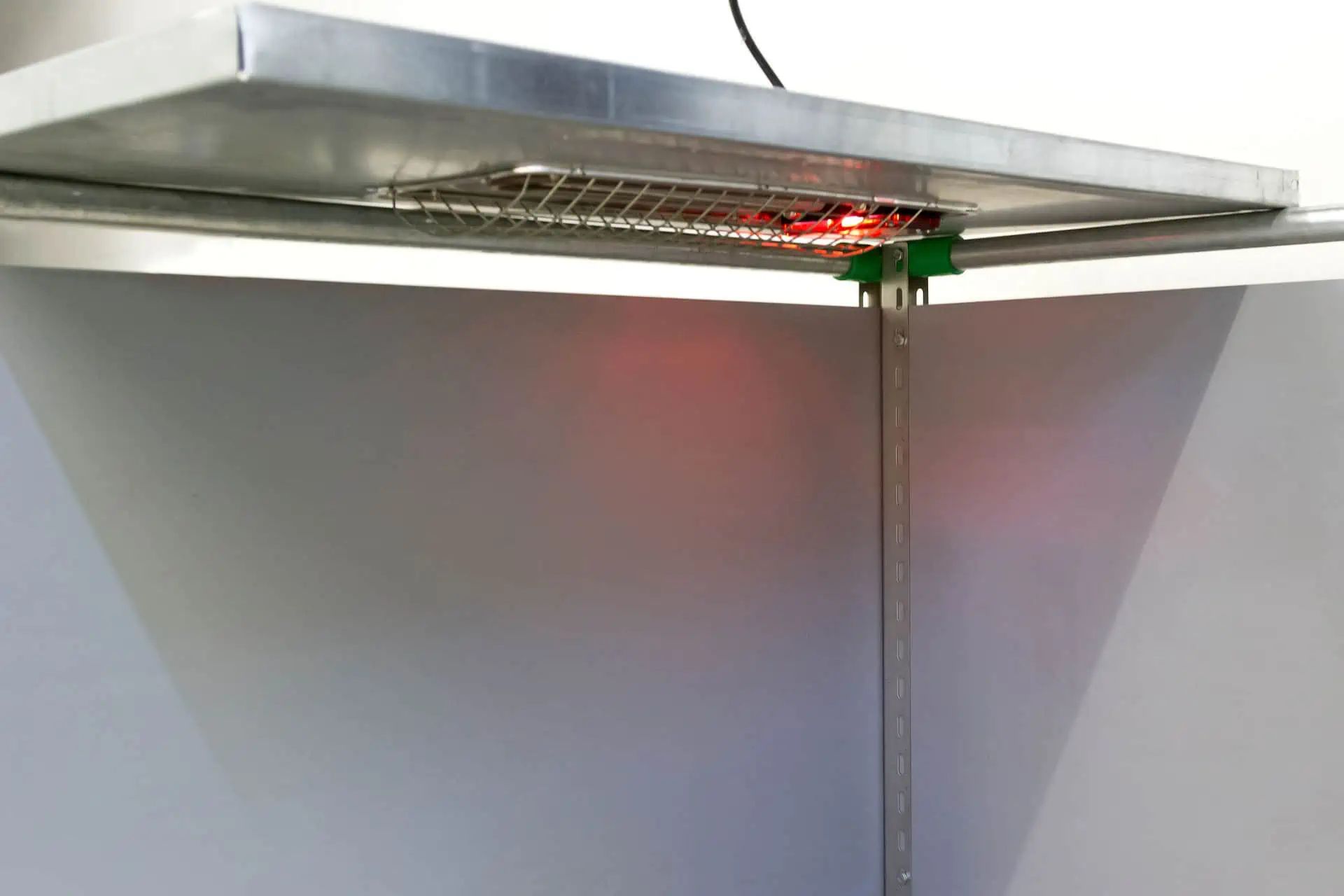 Heating reflector for piglets 230V - 100W