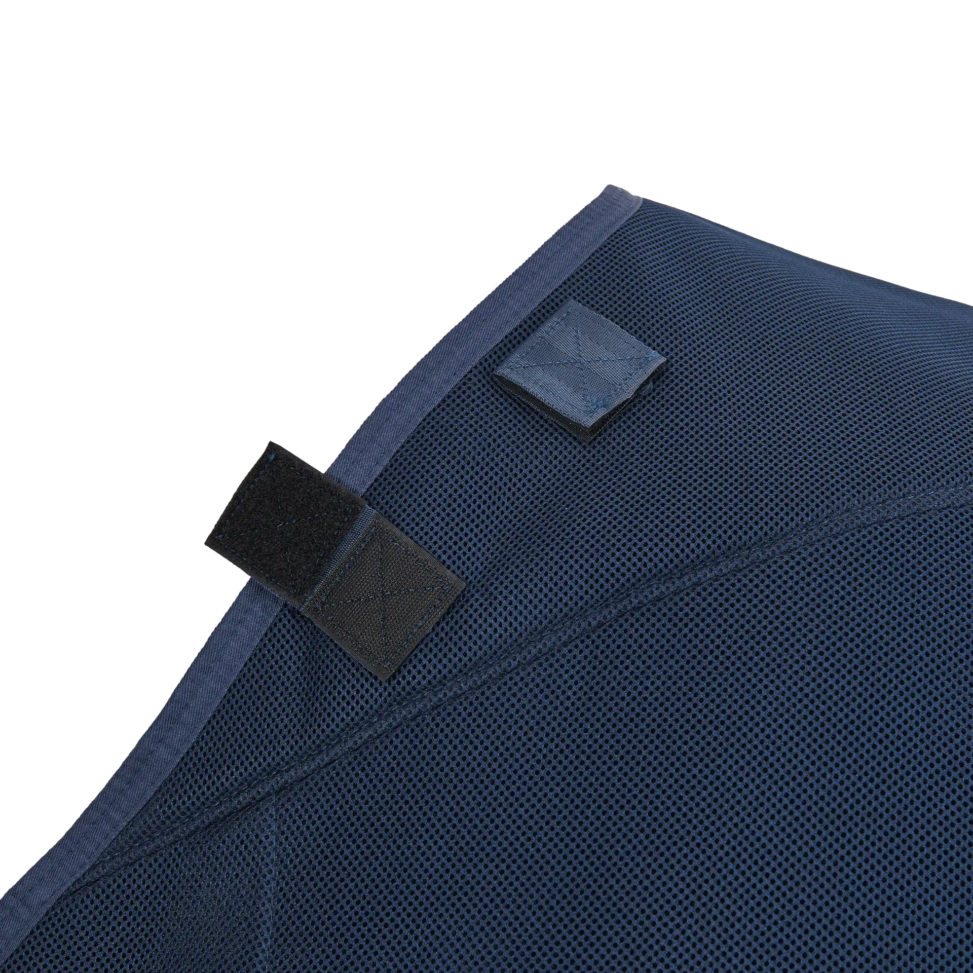 BUSSE Liner 3D AIR PRO béléstakaró kültéri lótakarókhoz, részlet, zár