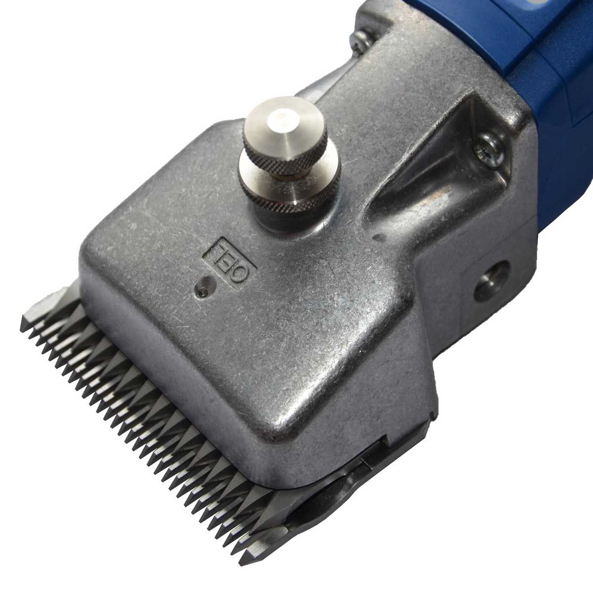 Tondeuse bovin Aesculap Econom CL avec lame de coupe, 2 batteries