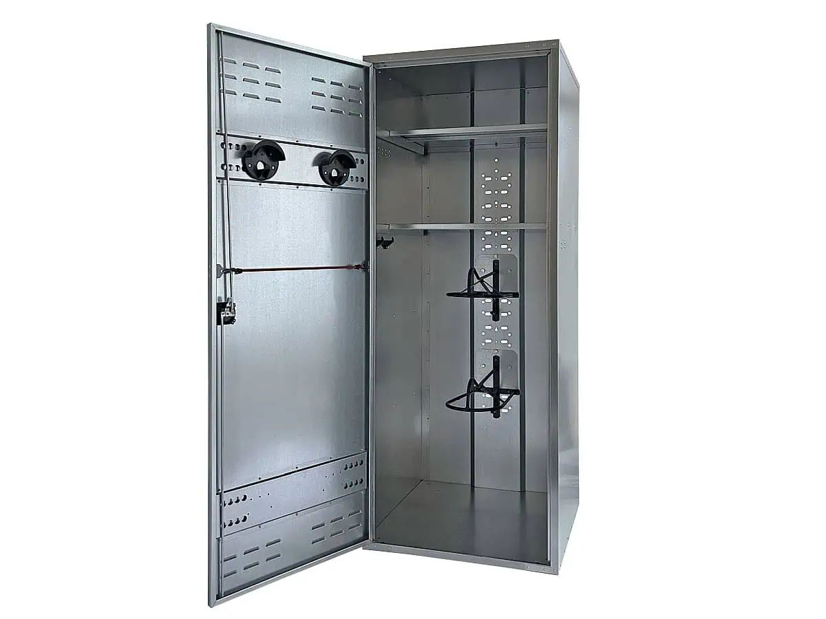 Growi Sattelschrank Western 190x75x75 cm Vorhangschloss