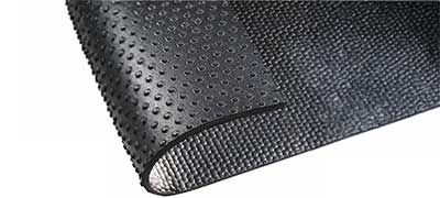 Tapis d'écurie en caoutchouc