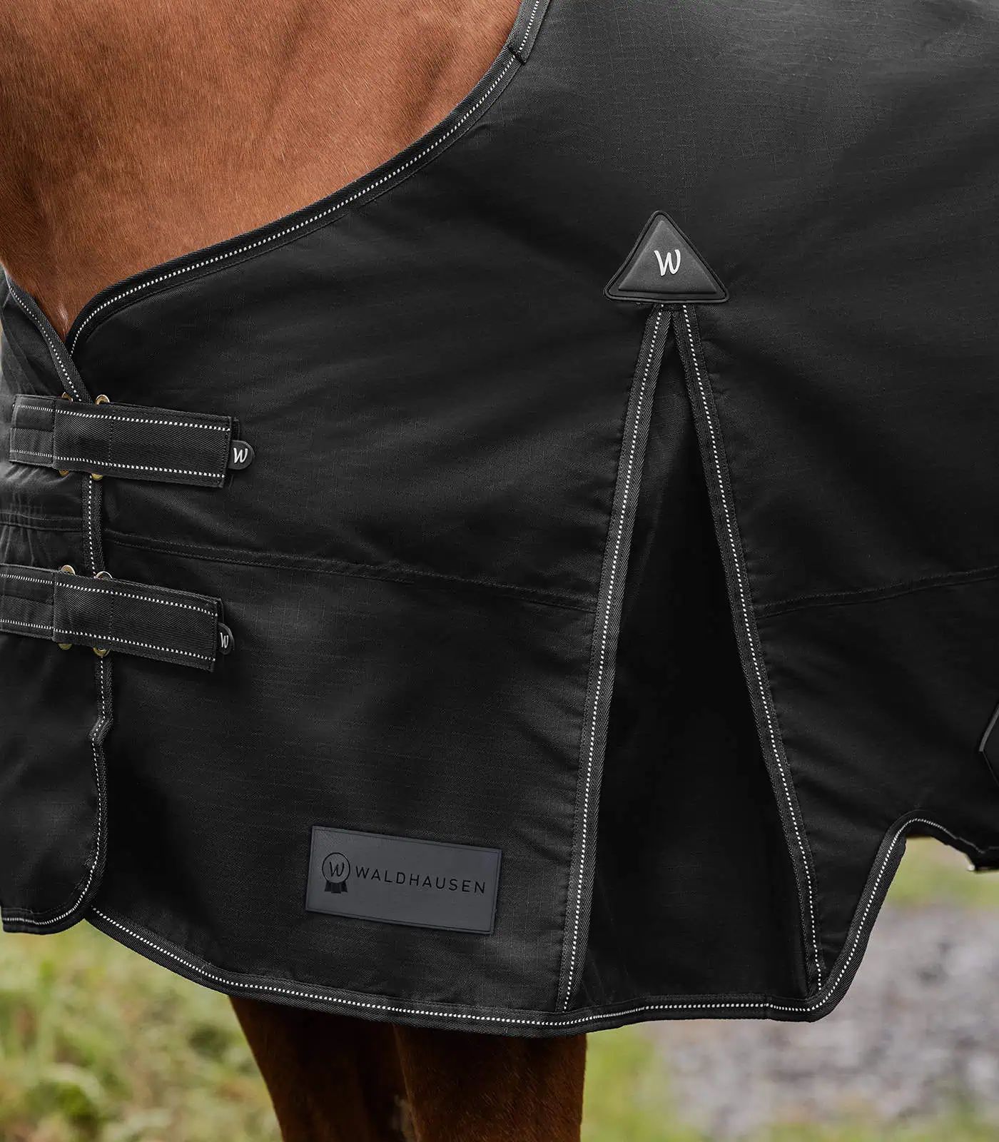 Waldhausen ARCTIC kültéri takaró Light, vízálló, 600 denier, fekete, 155 cm