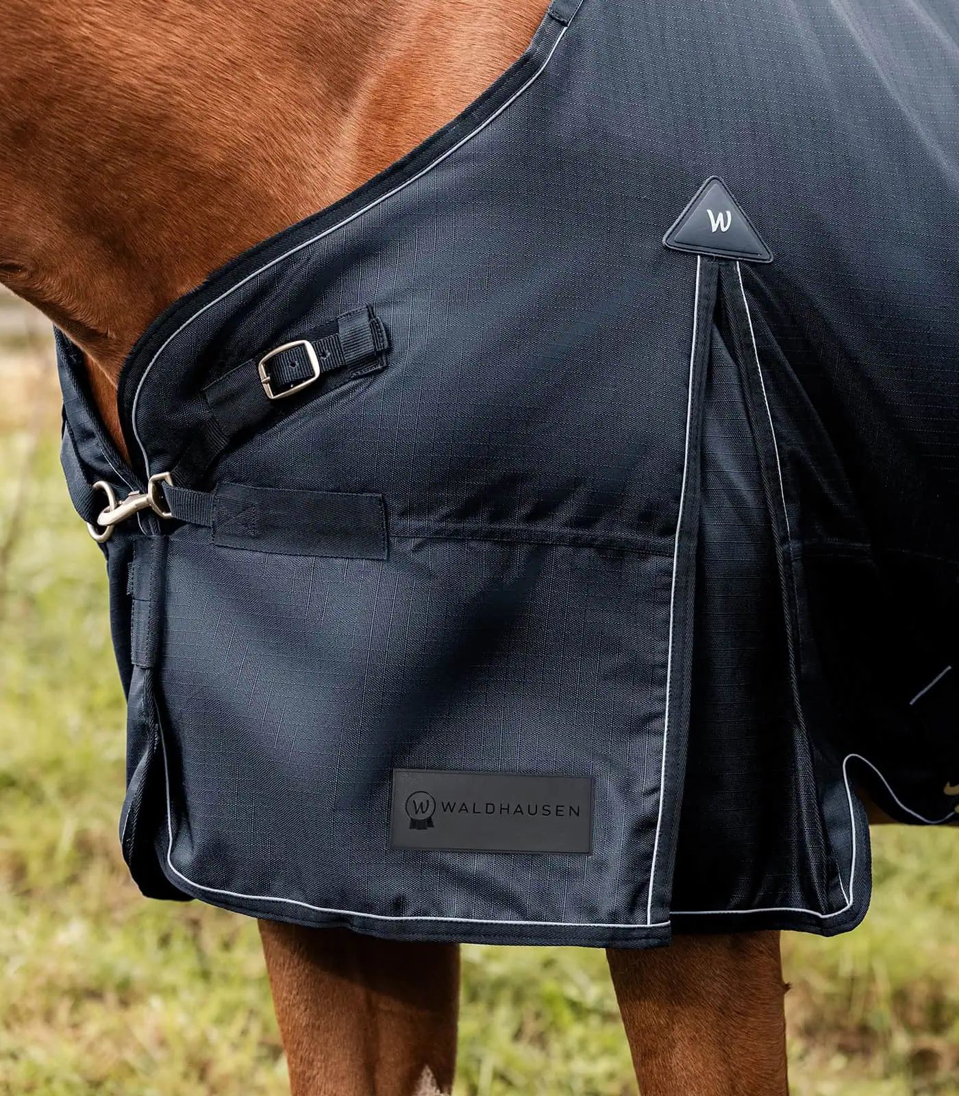Waldhausen Outdoordecke Scandic 200 g, schwarz – wasserdicht & atmungsaktiv