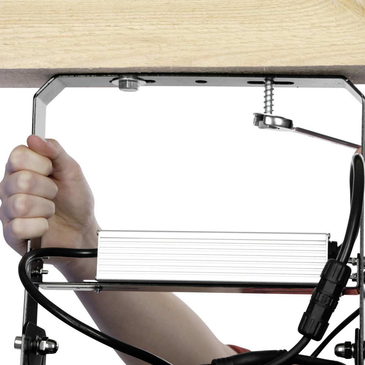 Kerbl Hall floodlight MultiLED pro, i användning, fäste