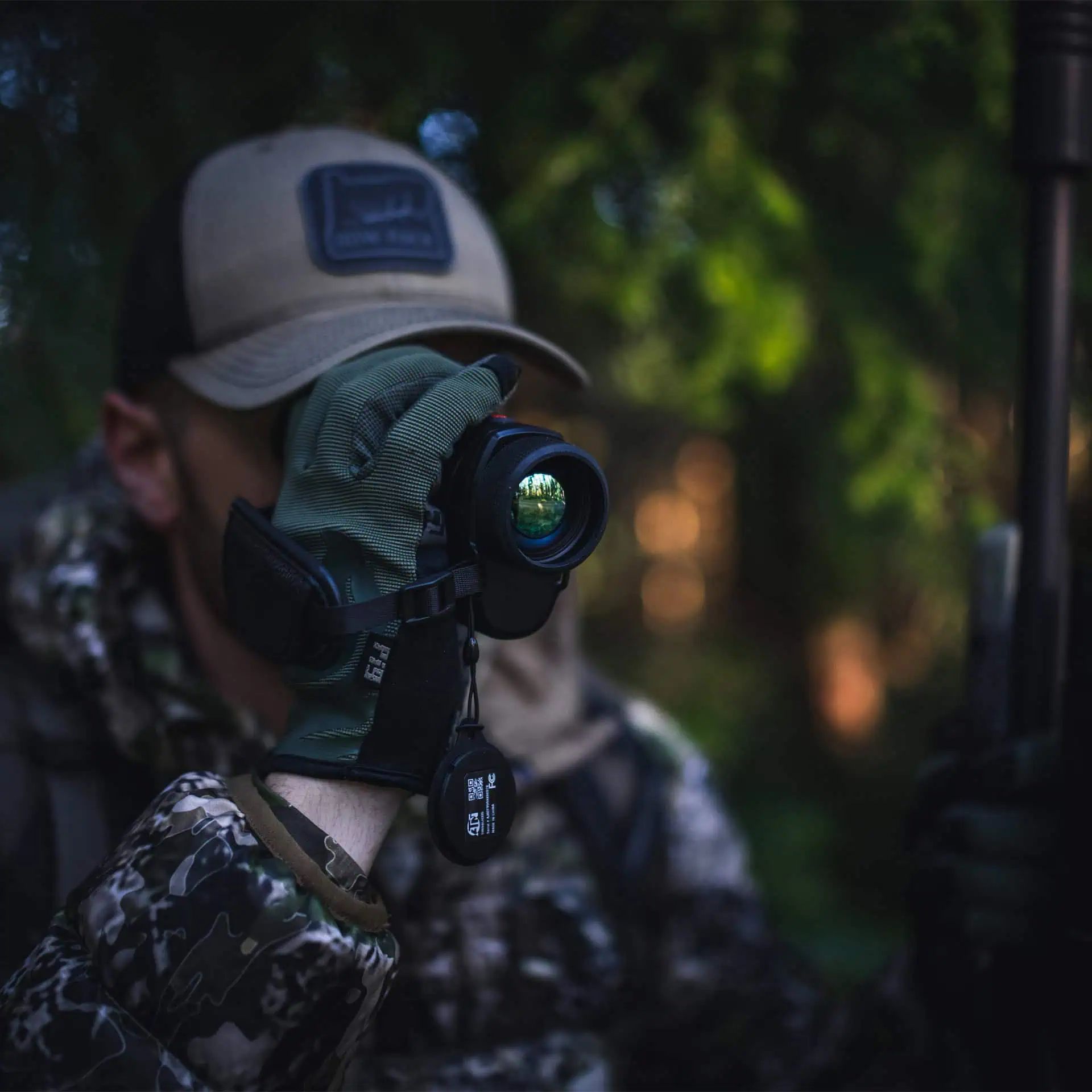 ATN Termocameră BlazeHunter 650 LRF cu telemetru laser, în utilizare