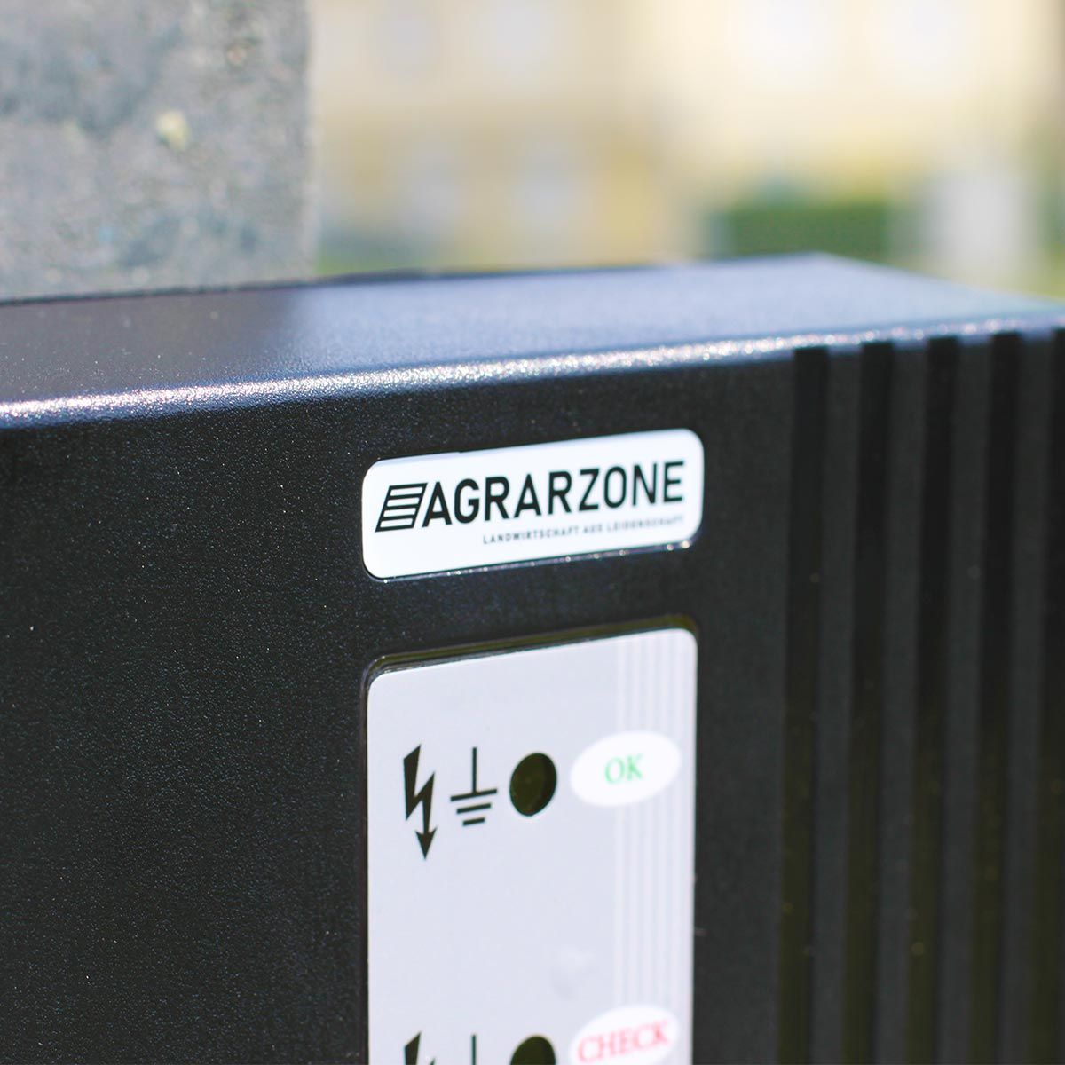 Agrarzone N 3500 villanypásztor készülék, 230V, 5,5 Joule, részlet, logó