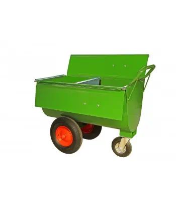 Futterwagen Typ 180 LL mit Trennwand und Deckel