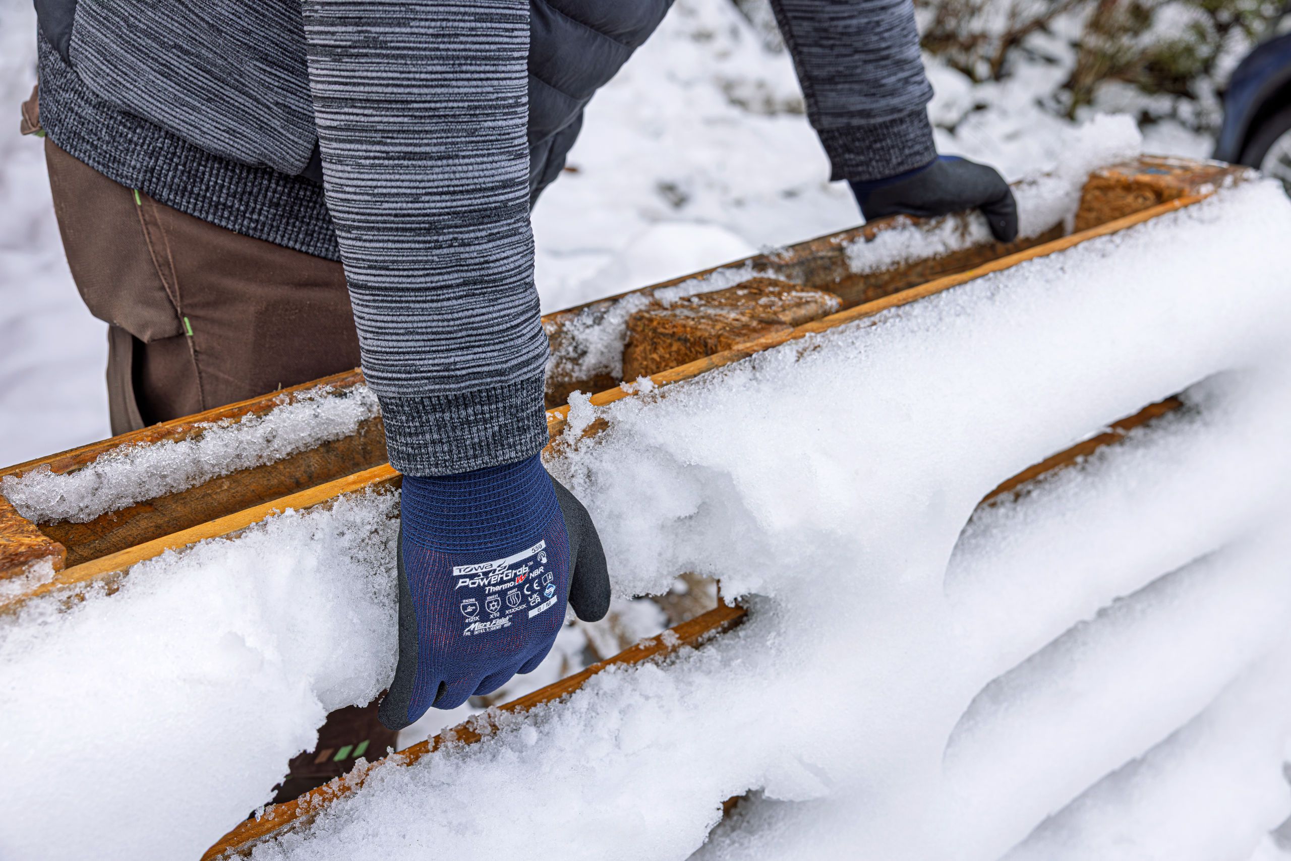 gloves, winter, snow, wood plank, workwear