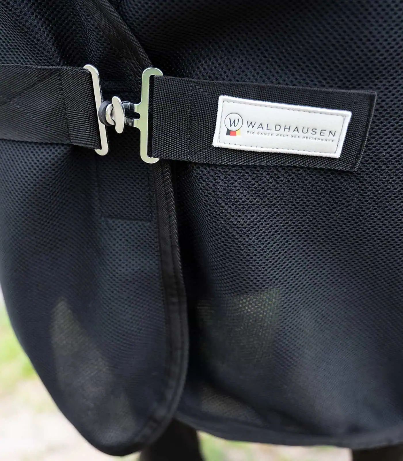 Sous-couverture Waldhausen Air Mesh pour chevaux, respirante, noire, 135 cm