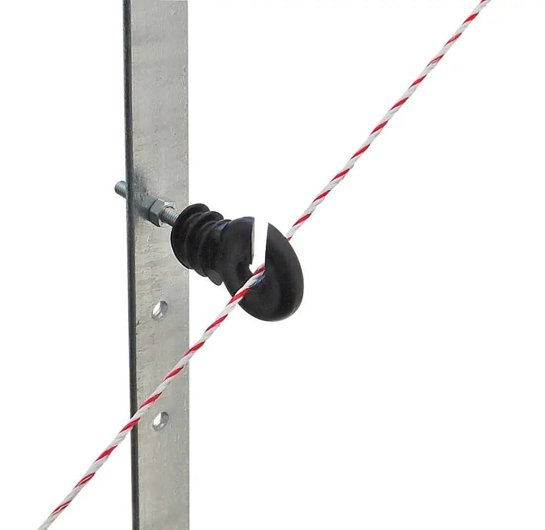 Agrarzone Gyűrűs Szigetelő M6 Metrikus Menet, 35 mm, 25 db-os szett, használat közben, szigetelő