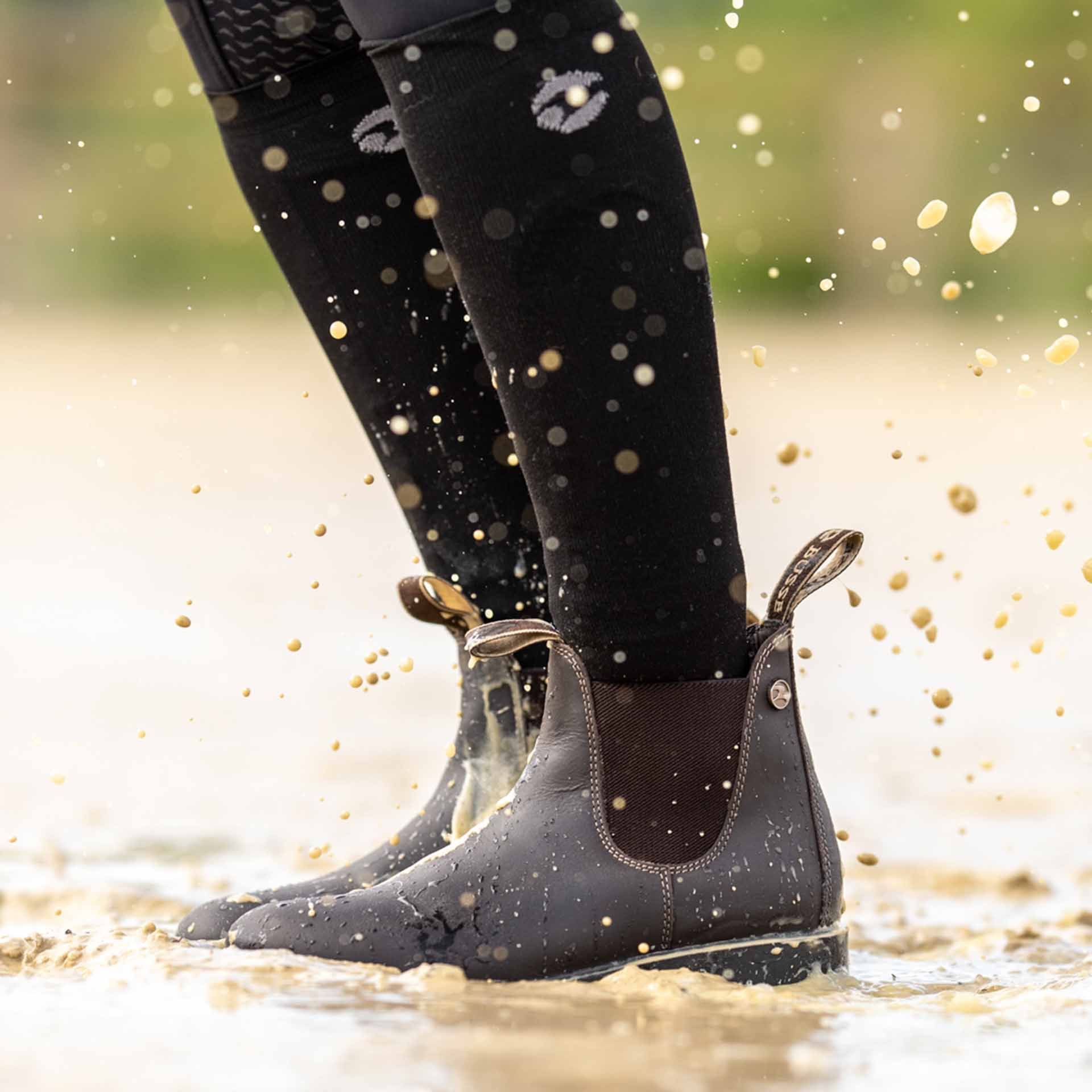 BUSSE Jodhpur-Stiefelette STABLE ROCK, Outback-Style, Nubukleder, im Einsatz