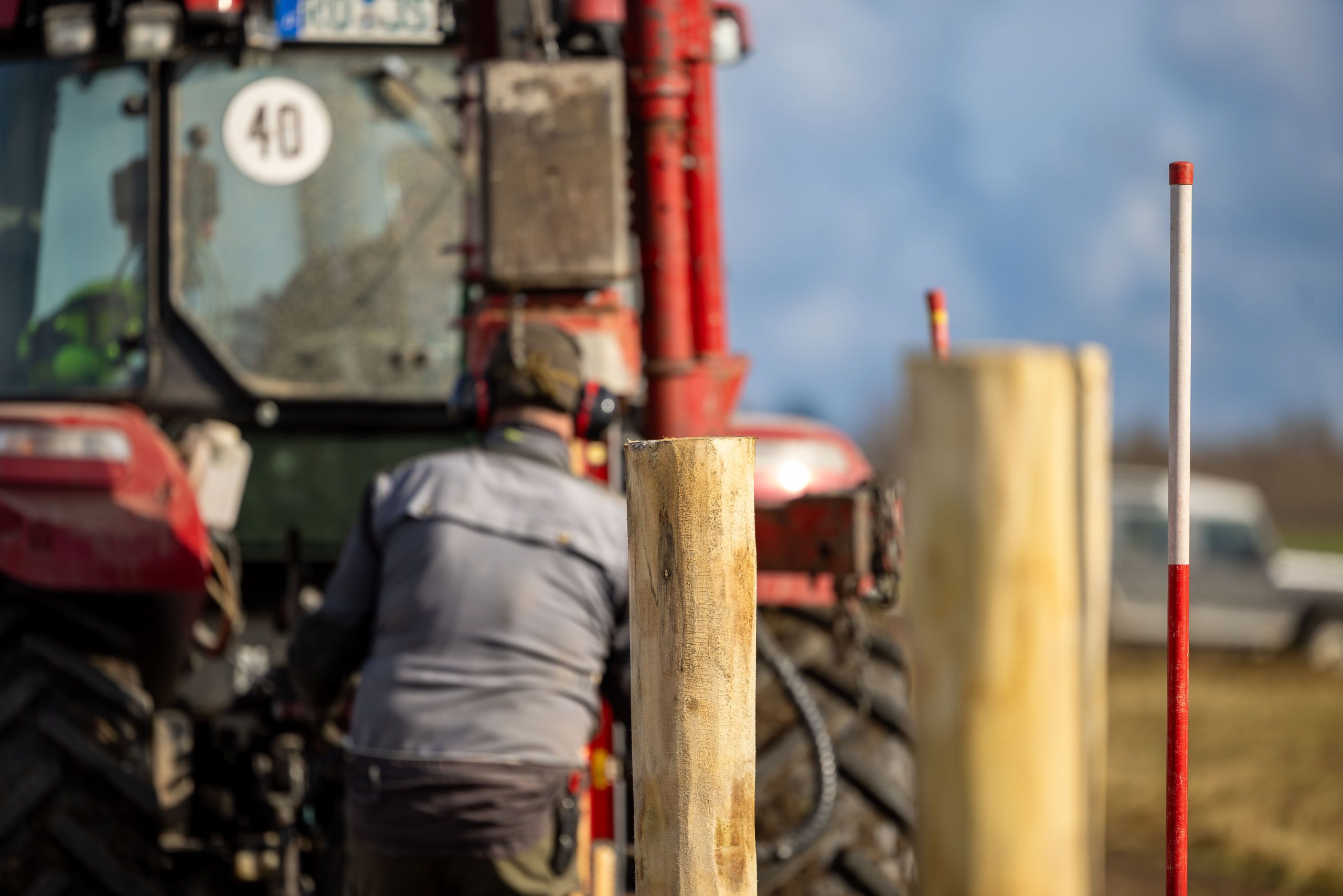 Traktor, Landwirt, Baustelle, Holzpfosten, Außenausrüstung
