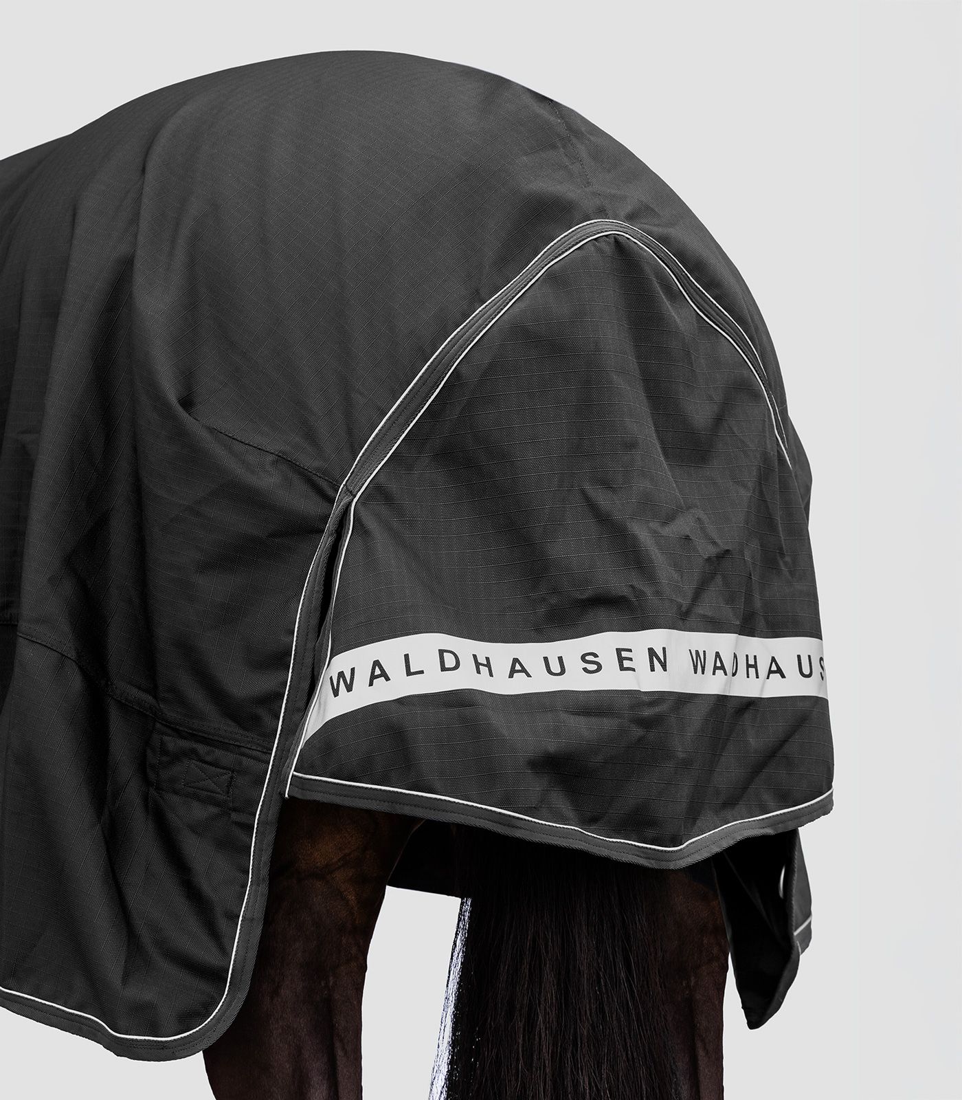 Waldhausen Outdoordecke Scandic Multi-Layer 150 g, 1200 Denier, wasserdicht, schwarz
