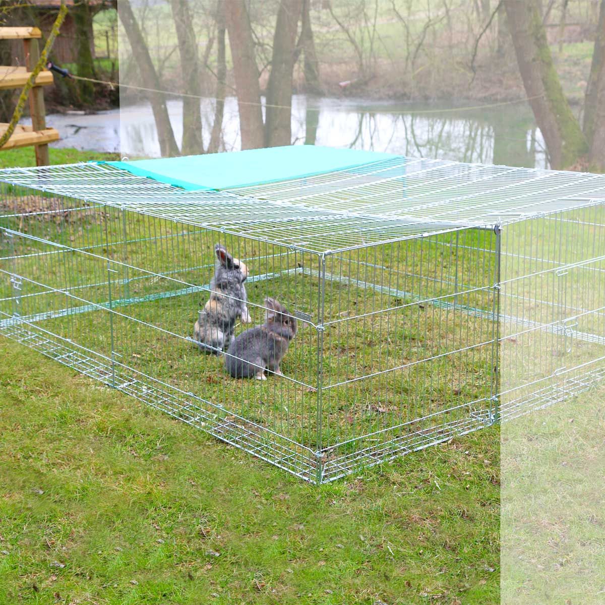 Kerbl Extension Unit for 82825 Run, Galvanised, 230x76x70cm, in use