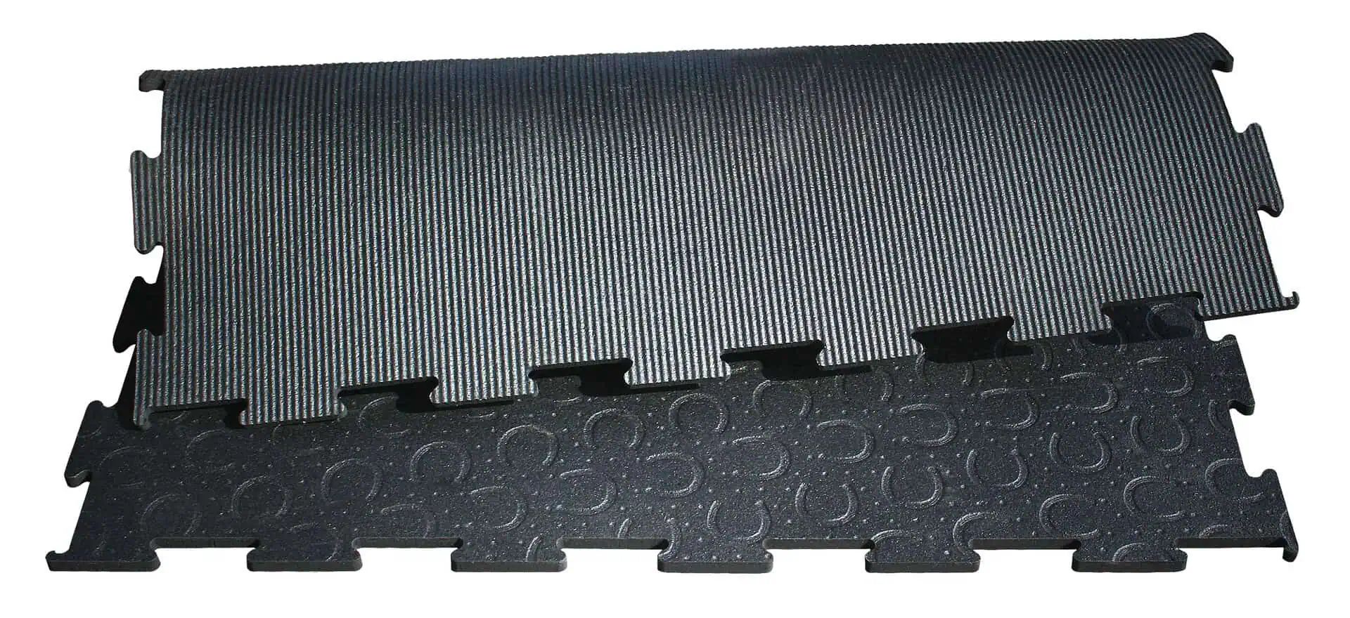 Belmondo Stallmatten Basic Gummimatte Pferdebox, 100x100x1,8 cm, Rückansicht