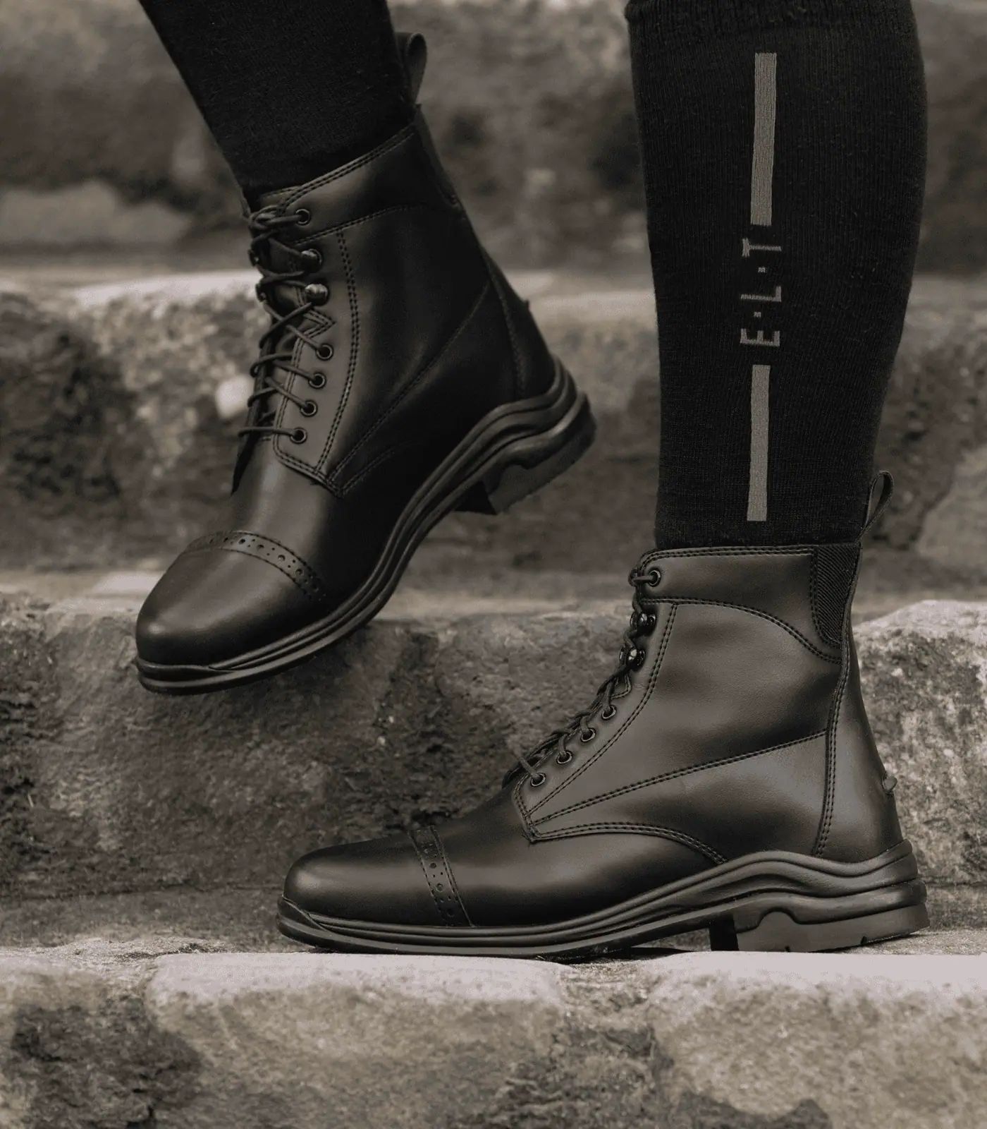 ELT Clever Comfort Schnürstiefelette, Reitschuh wetterfest, im Einsatz
