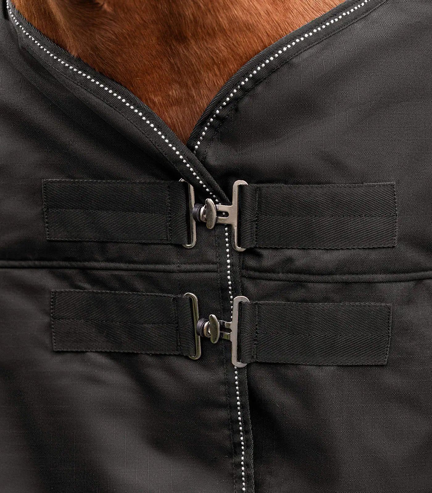 Coperta outdoor Waldhausen NORDIC 200g, impermeabile, dettaglio, chiusura
