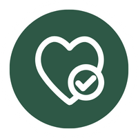 Rundes gruenes Icon mit Herz und Haekchen