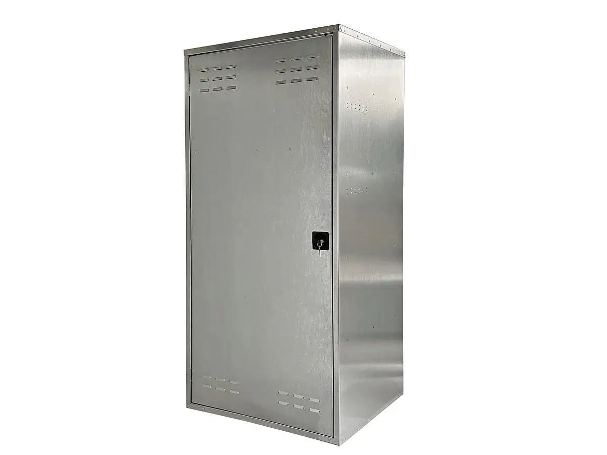 Growi Sattelschrank Western 190x90x75 cm Vorhangschloss