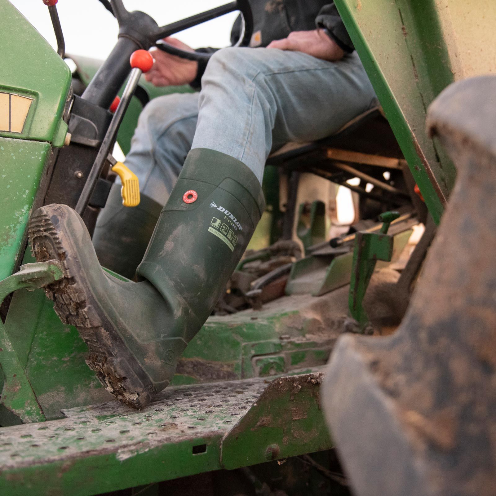 Dunlop® Safety boots Purofort FieldPRO, in use