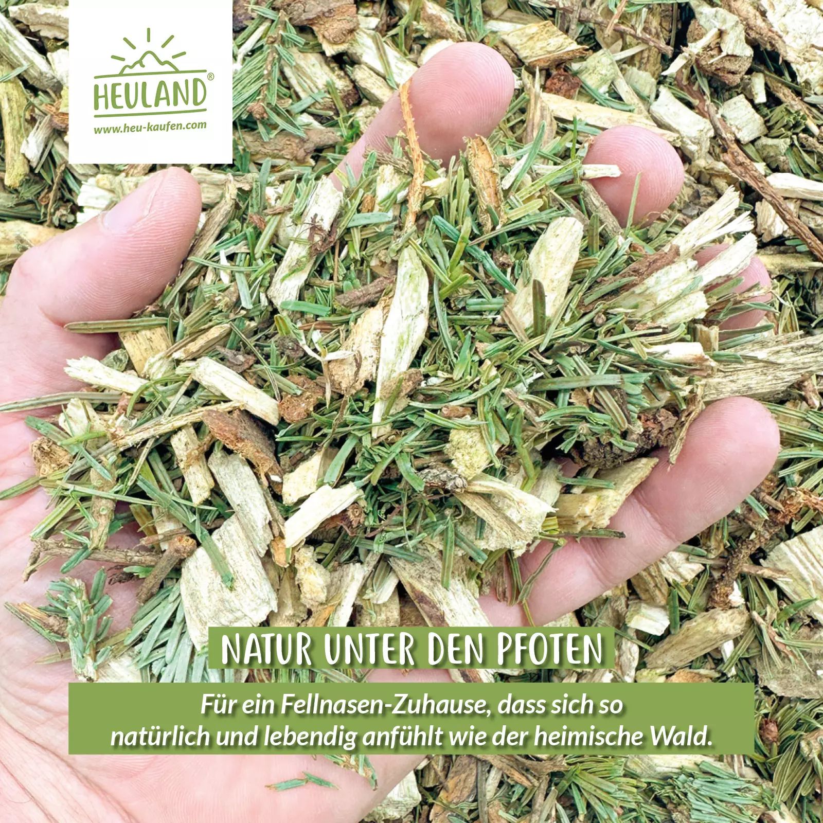 Așternut Forestier Heuland 60 Litri, detaliu, în mână